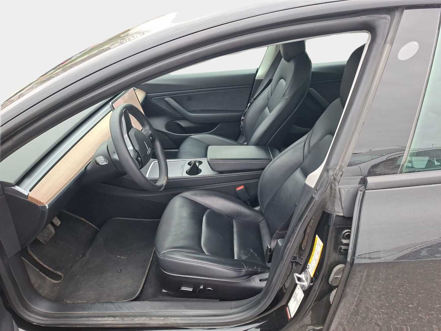 Tesla Model 3 2021 Long Range * 1.om / Suomi-auto / ILP / Lasikatto / 2x Vanteet & Renkaat - P-kamera /  Navigointi / Spotify / Sentry - HULLUT AVAJAISHULINAT KORKOTARJOUS 3,29 %