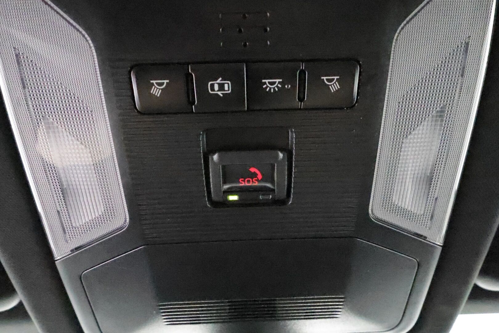 Toyota RAV4 2019 Hybrid Style AWD-i E-CVT ** Adapt.Vakkari / P.kamera / LED-valot / Koukku / JBL / Kaistavahti / KeylessGO ** - 3,99 % KORKOTARJOUS TÄHÄN AUTOON - Merkki Huollettu / 2x Renkaat