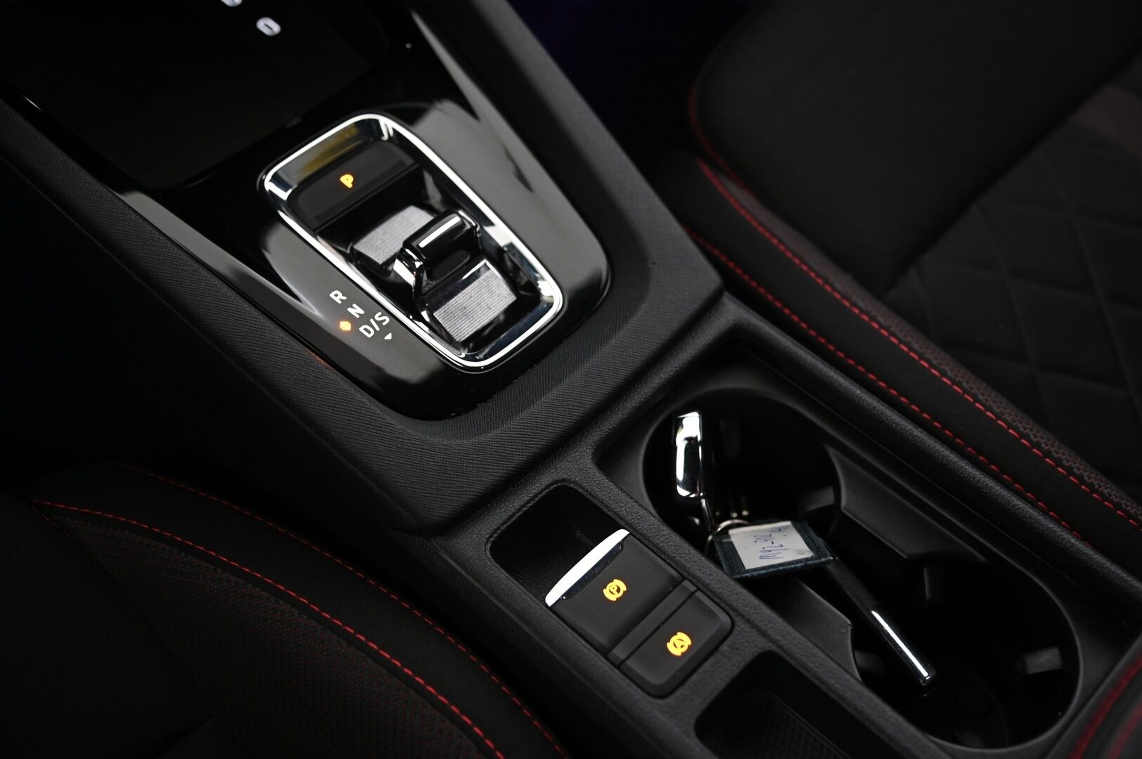 Skoda Octavia 2021 Combi 1,4 TSI PHEV RS iV DSG Autom * ACC / Webasto / Matrix LED / Canton / AppConnect * - Suomi-auto / Merkkikirja / P Kamera / Ratinlämmitin - HULLUT AVAJAISHULINAT KORKOTARJOUS 3,29 %