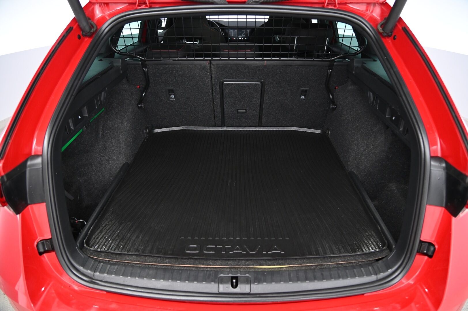 Skoda Octavia 2021 Combi 1,4 TSI PHEV RS iV DSG Autom * ACC / Webasto / Matrix LED / Canton / AppConnect * - Suomi-auto / Merkkikirja / P Kamera / Ratinlämmitin - HULLUT AVAJAISHULINAT KORKOTARJOUS 3,29 %