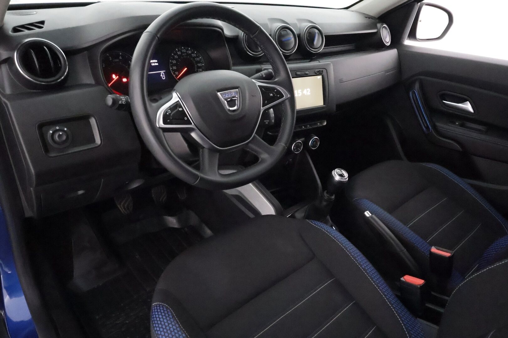 Dacia Duster 2021 Blue dCi 115 4x4 - 1Om Suomiauto / Peruutuskamera / Vetokoukku / Apple&Android / Vakkari / Tulossa Tampereelle!