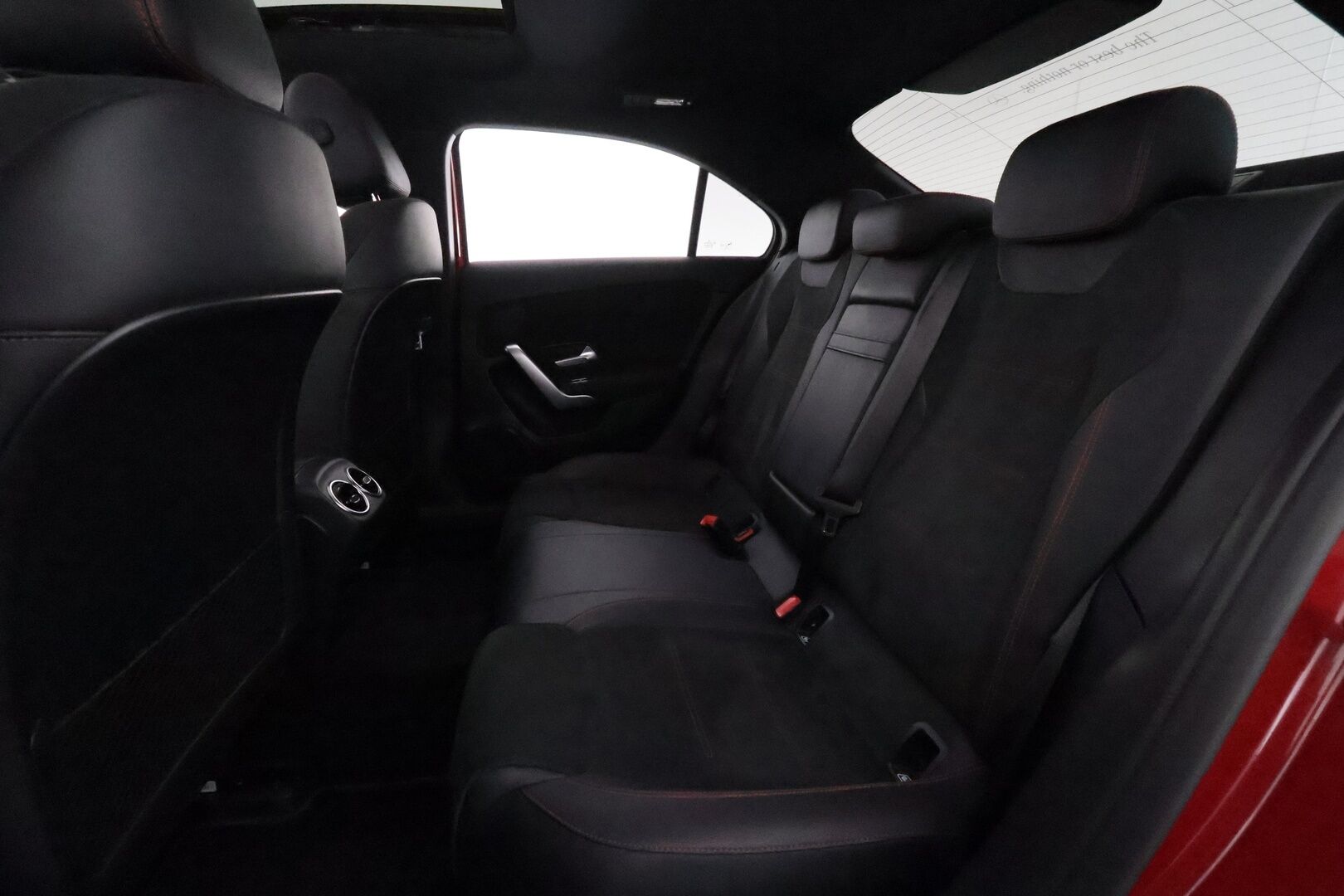 Mercedes-Benz A 2021 250 e A sedan Business AMG Edition EQ Power **Distronic+ / Multibeam LED / Panorama / Muistipenkit / KeylessGo** - Suomi-auto / Kahdet renkaat aluvanteilla / Nahka-Alcantara / Navi / Widescreen / Sporttipenkit / P.kamera