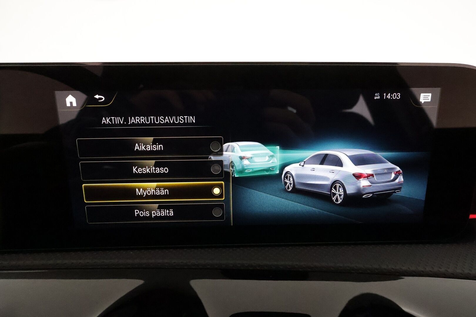 Mercedes-Benz A 2021 250 e A sedan Business AMG Edition EQ Power **Distronic+ / Multibeam LED / Panorama / Muistipenkit / KeylessGo** - Suomi-auto / Kahdet renkaat aluvanteilla / Nahka-Alcantara / Navi / Widescreen / Sporttipenkit / P.kamera