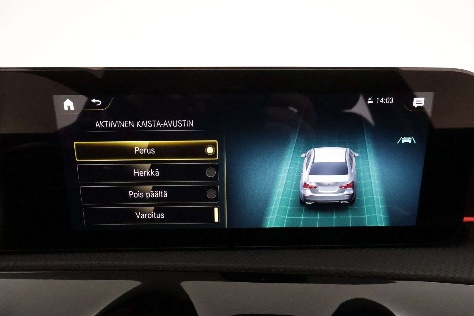 Mercedes-Benz A 2021 250 e A sedan Business AMG Edition EQ Power **Distronic+ / Multibeam LED / Panorama / Muistipenkit / KeylessGo** - Suomi-auto / Kahdet renkaat aluvanteilla / Nahka-Alcantara / Navi / Widescreen / Sporttipenkit / P.kamera