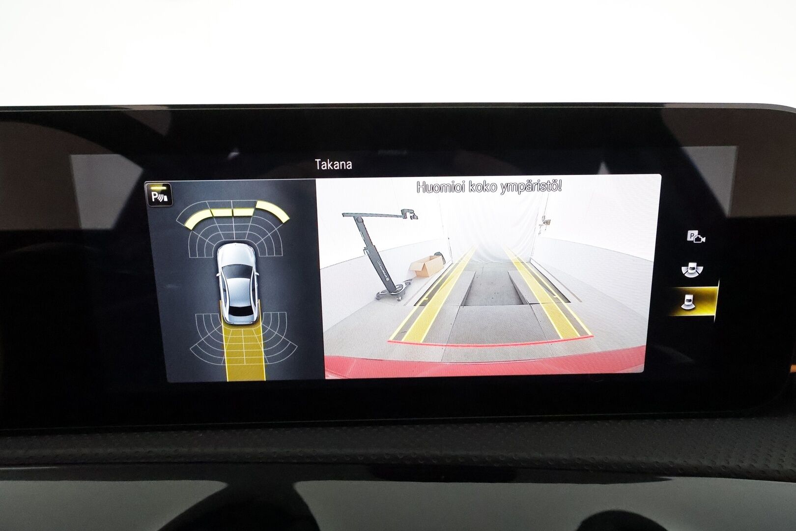 Mercedes-Benz A 2021 250 e A sedan Business AMG Edition EQ Power **Distronic+ / Multibeam LED / Panorama / Muistipenkit / KeylessGo** - Suomi-auto / Kahdet renkaat aluvanteilla / Nahka-Alcantara / Navi / Widescreen / Sporttipenkit / P.kamera