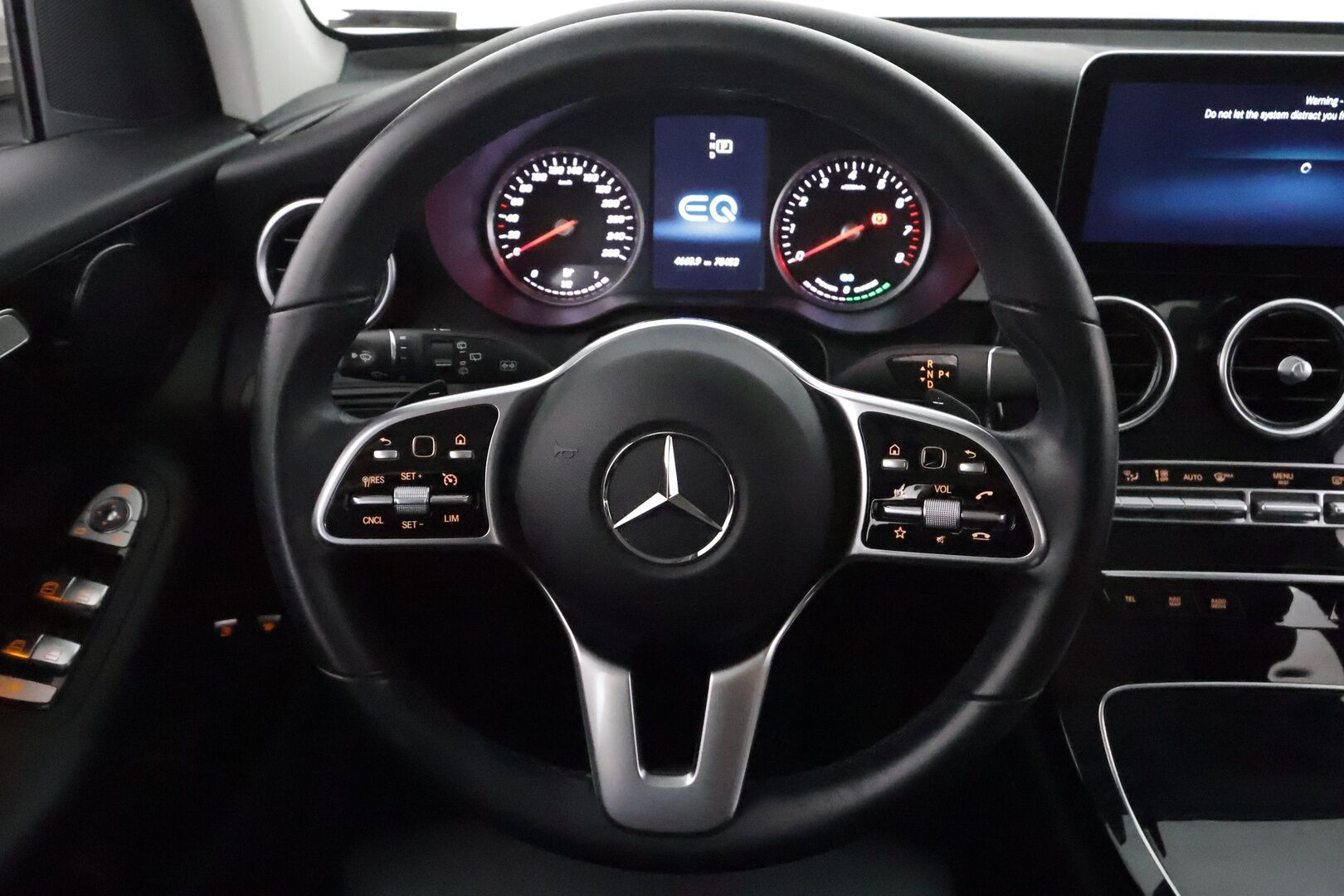 Mercedes-Benz GLC 2021 300 e 4MATIC A Business EQ Power **Koukku / P.kamera / Navi / Sporttinahat / LED-High Performance** - 3,99 % KORKOTARJOUS TÄHÄN AUTOON - 1-om Suomi-auto / 2x Latauskaapelit / Kahdet Renkaat