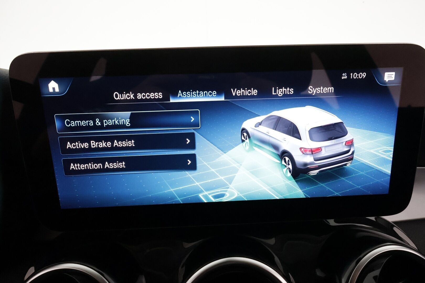 Mercedes-Benz GLC 2021 300 e 4MATIC A Business EQ Power **Koukku / P.kamera / Navi / Sporttinahat / LED-High Performance** - 3,99 % KORKOTARJOUS TÄHÄN AUTOON - 1-om Suomi-auto / 2x Latauskaapelit / Kahdet Renkaat