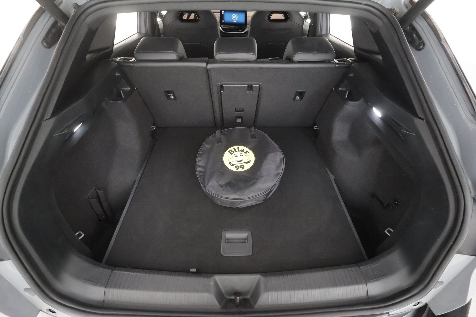 Volkswagen ID.4 2021 Pro Performance Max 150 kW, akku 77 kWh - | ACC | ILP | Top Sport | Koukku | HUD | Sporttipenkit muistilla | 360° | IQ. Light | Lasikatto | Travel Assist | DCC | Keyless | Sähk. takaluukku | 1-om suomiauto |