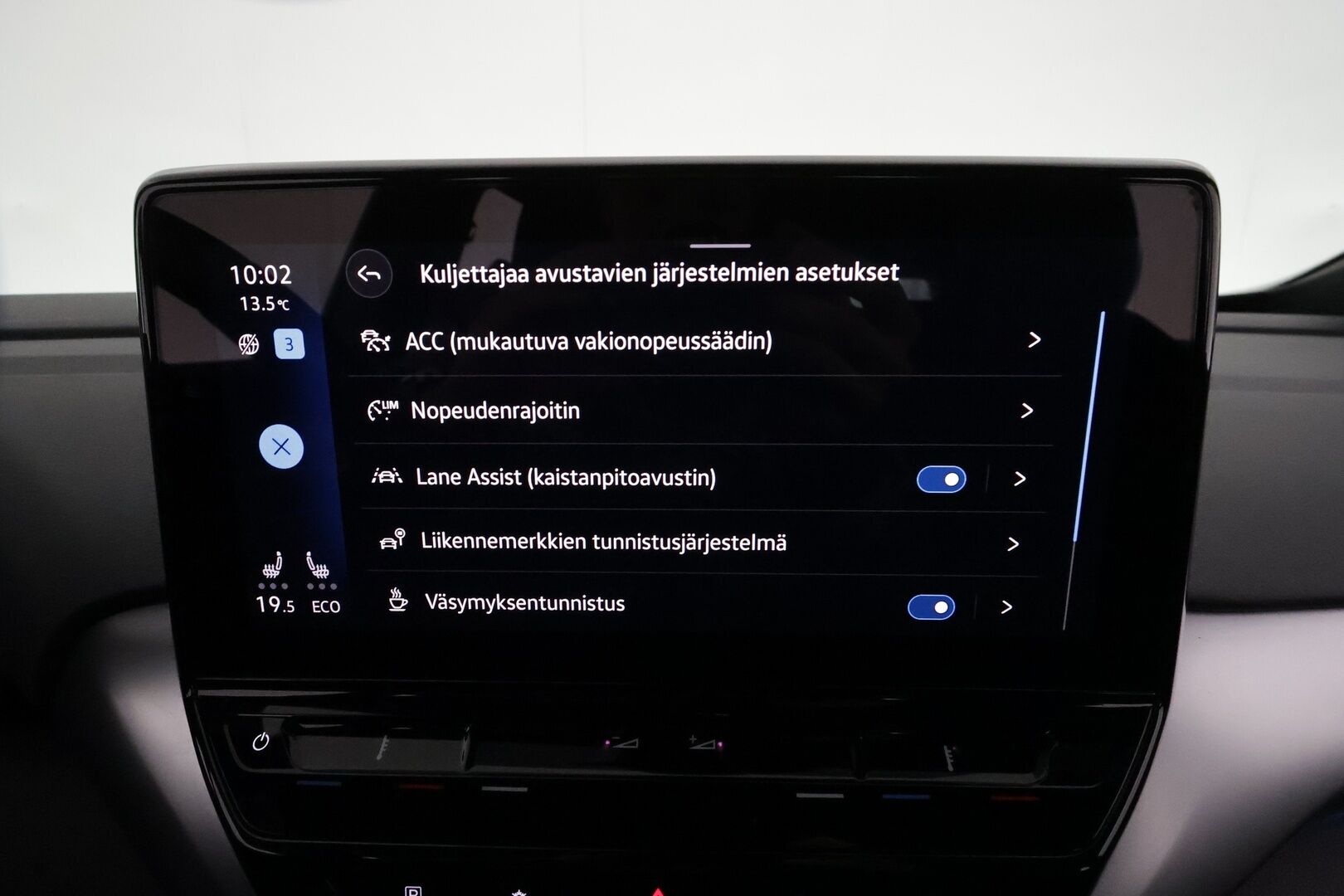 Volkswagen ID.4 2021 Pro Performance Life 150 kW *ILP / ACC / LED / P.Tutkat / Navi / Kaistavahti / Digimittaristo / Ambient-valot* - 1-om Suomi-auto Akku kuntotarkastettu / 2x Latauskaapelit / Kahdet Renkaat / Merkkihuollettu!