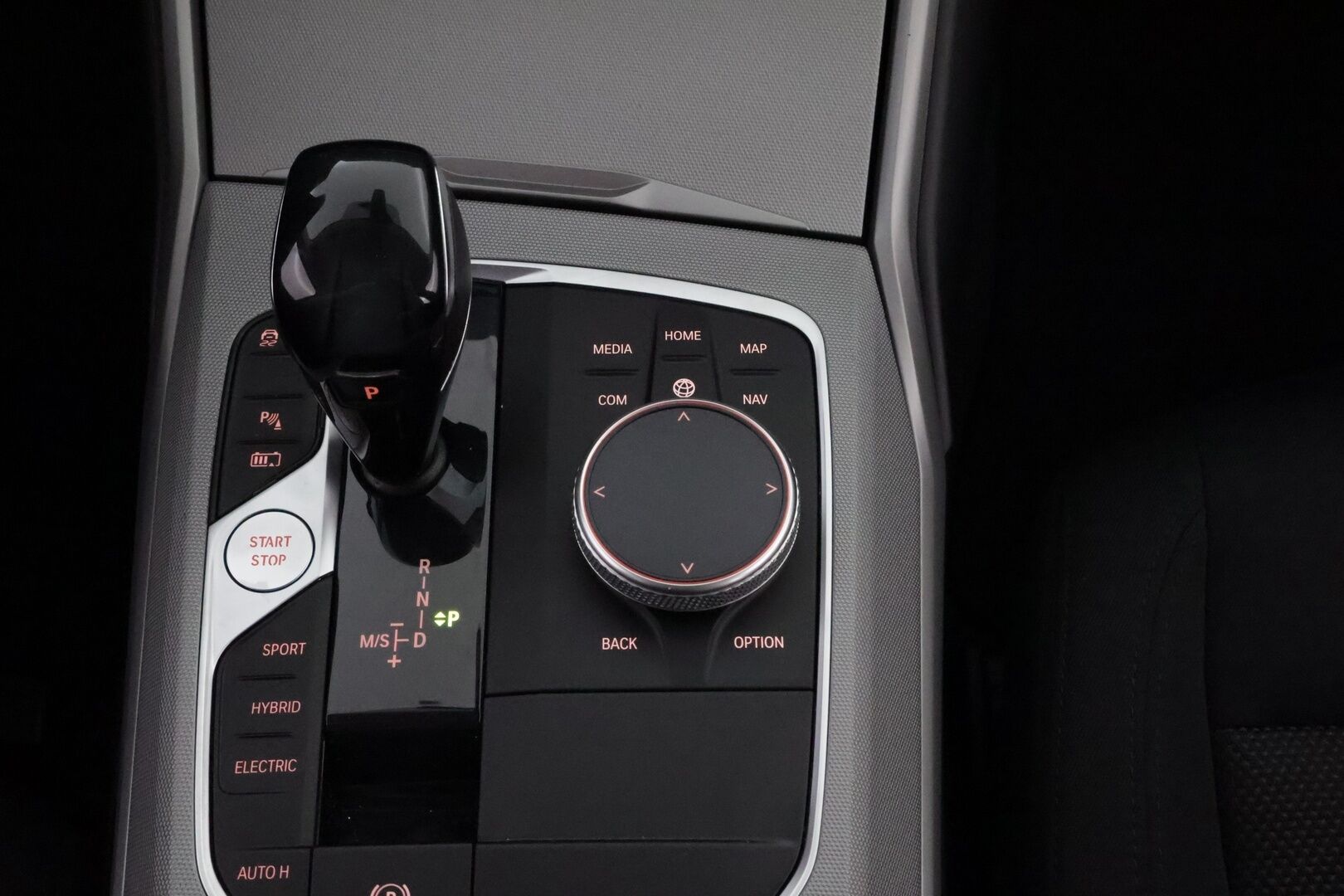 BMW 320 2021 G21 Touring 320e xDrive A Charged Edition * Suomiauto / Adapt.Vakkari / Professional Navi / LED / Ratinlämmitys / Digimittari - P-tutkat / Akku kuntotarkastettu / Juuri saapunut Tampereelle - HULLUT AVAJAISHULINAT KORKOTARJOUS 3,29 %