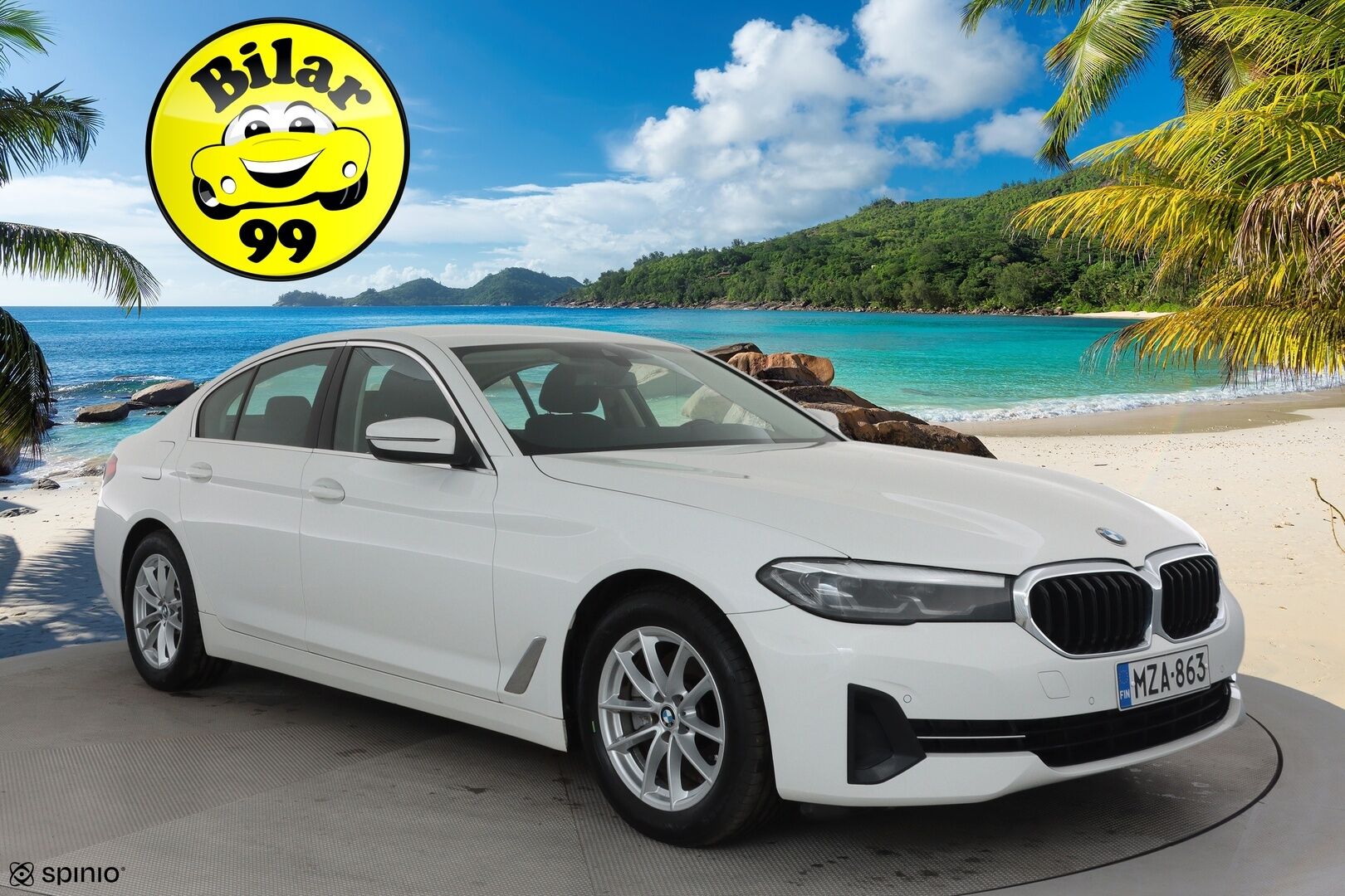 BMW 520 2021 G30 Business A MHEV **Vakkari / Webasto / P.tutkat / Digimittaristo / LED / Navi** - 1.Om Suomi-auto / Kahdet renkaat aluvanteilla