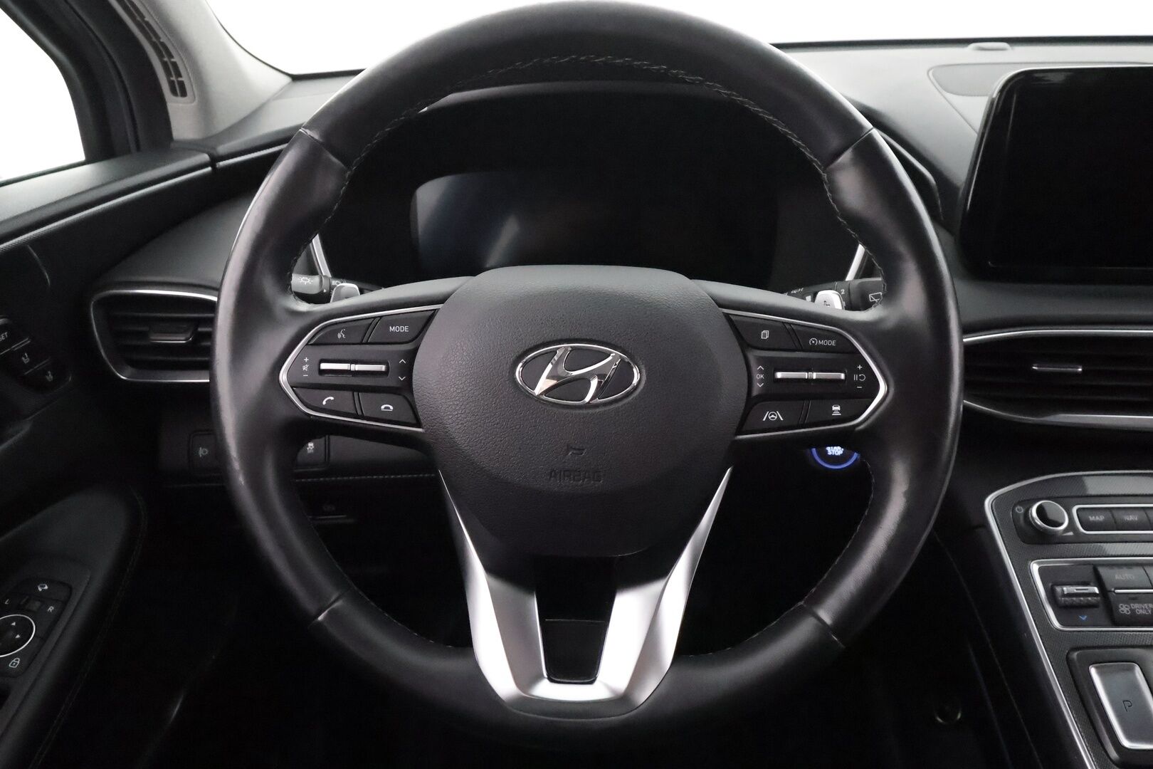Hyundai Santa Fe 2021 1.6 T-GDI 265 hv Plug in 4WD 6AT Premium 7P MY21 - | ACC | Koukku | HUD | 360° | Ilm. sähkönahat | Krell | Muistipenkki | HDA | BSM | RCTA | Lämm. ratti | Keyless | Merkkihuollot | 1-om suomiauto |