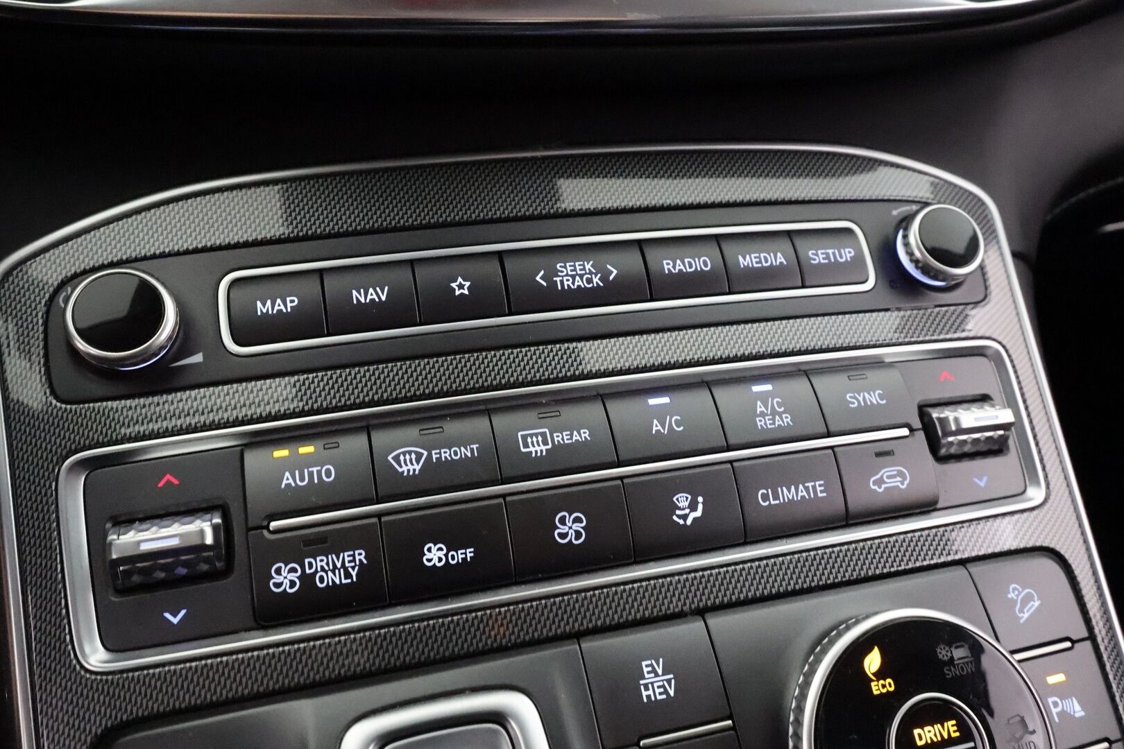 Hyundai Santa Fe 2021 1.6 T-GDI 265 hv Plug in 4WD 6AT Premium 7P MY21 - | ACC | Koukku | HUD | 360° | Ilm. sähkönahat | Krell | Muistipenkki | HDA | BSM | RCTA | Lämm. ratti | Keyless | Merkkihuollot | 1-om suomiauto |