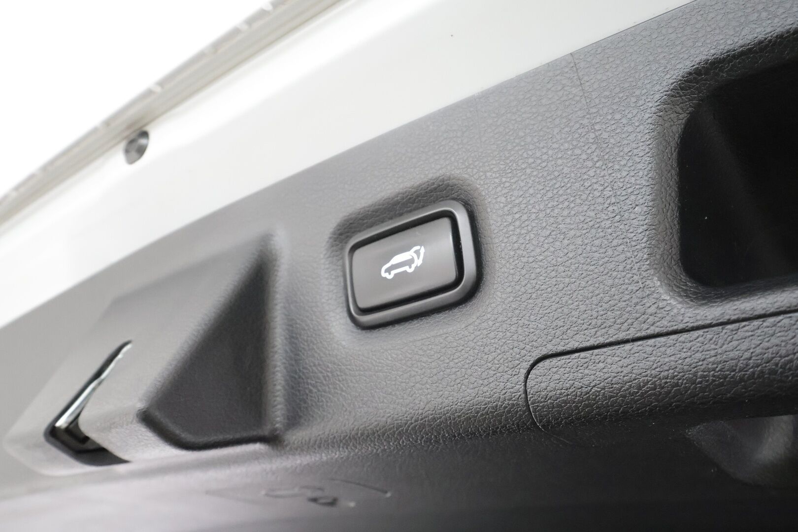 Hyundai Santa Fe 2021 1.6 T-GDI 265 hv Plug in 4WD 6AT Premium 7P MY21 * ACC / HUD / 360° / Muistipenkki / Koukku / Ilmastoidut nahat * - Suomi-auto / Akku kuntotarkastettu SoH 97,3% / Kahdet renkaat aluvanteilla / Merkkihuollettu / Juuri huollettu