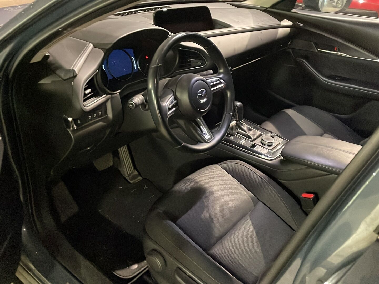 Mazda CX-30 2021 2,0 (150hv) M Hybrid Skyactiv-G Vision Plus Business AT - | ACC | HUD | BLIS | Navi | P-Kamera | Tutkat | Apple&Android | Ratinlämmitin | Lohko | Kahdet renkaat vantein | Suomi-auto |