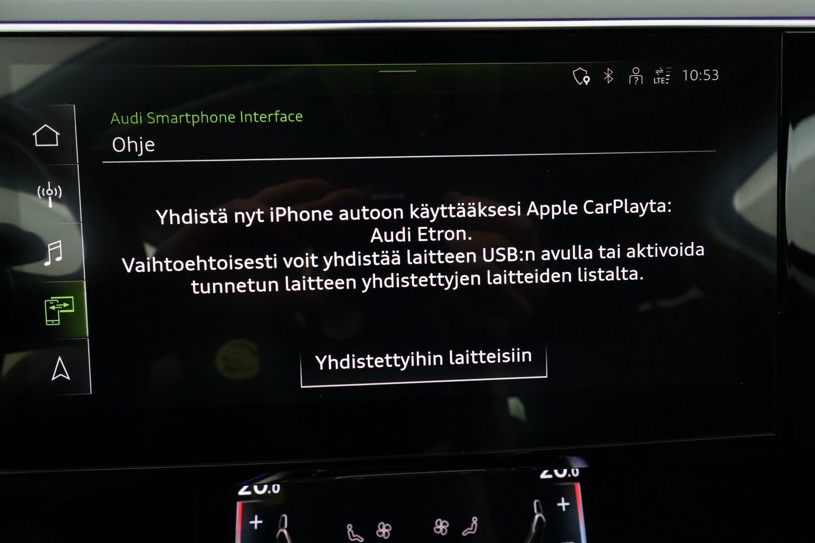 Audi e-tron 2021 55 quattro S-Line ** Adapt. vakkari / Ilma-alusta / Koukku / Muistipenkki / P.kamera / Apple&Android ** - 3,99 % KORKOTARJOUS TÄHÄN AUTOON - 1-om. Suomi-auto / Akku kuntotarkistettu! / 