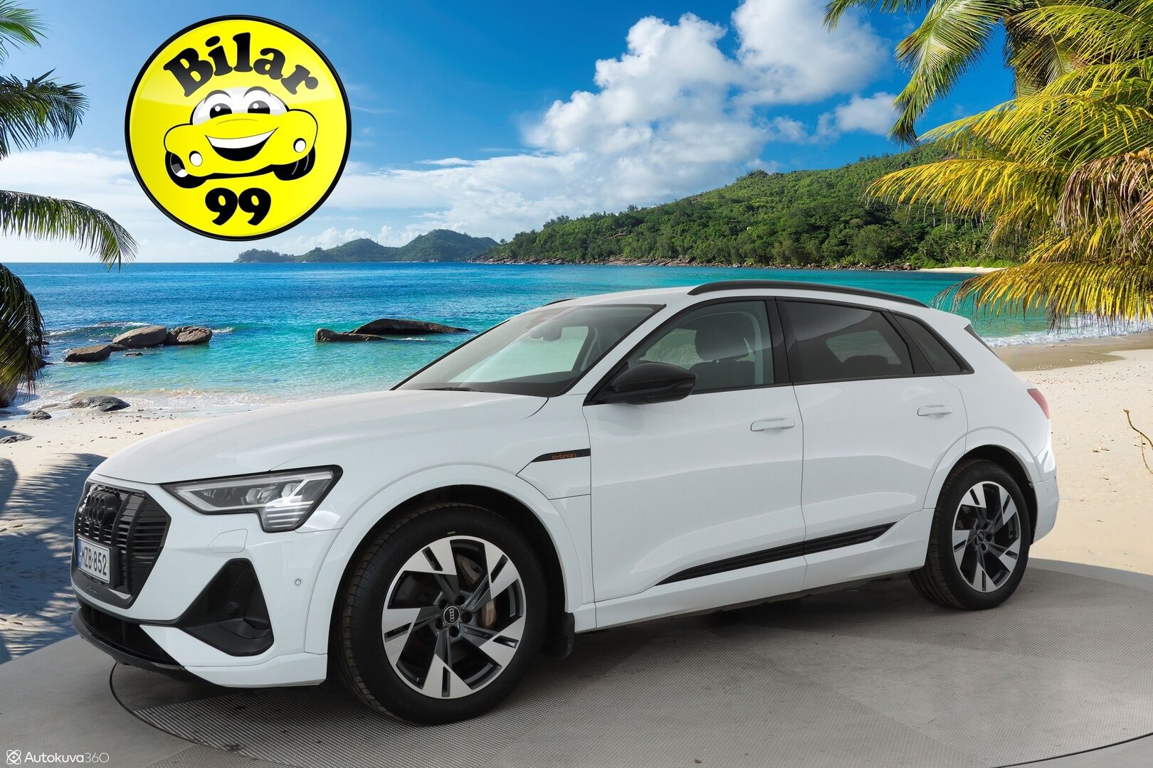 Audi e-tron 2021 55 quattro S-Line ** Adapt. vakkari / Ilma-alusta / Koukku / Muistipenkki / P.kamera / Apple&Android ** - 3,99 % KORKOTARJOUS TÄHÄN AUTOON - 1-om. Suomi-auto / Akku kuntotarkistettu! / 