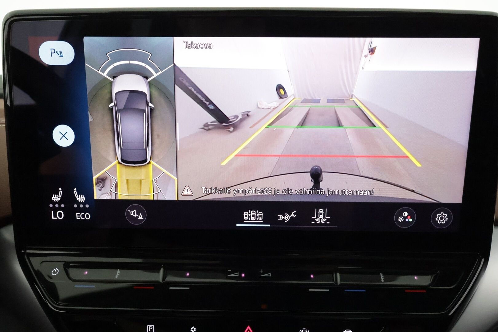 Volkswagen ID.4 2021 Pro Performance 1ST Max **Lasikatto / Lämpöpumppu / Koukku / Adapt.Vakkari / Matrix-LED / 360° / Hierovat Muistipenkit** - 1-om Suomi-auto / 2x Latauskaapelit / Kahdet Renkaat / Merkkihuollettu! / **HUIPPU VARUSTEET**