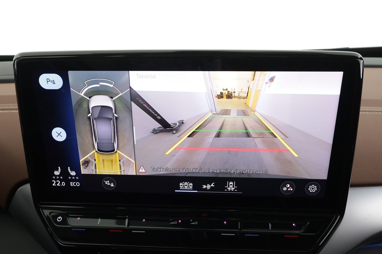 Volkswagen ID.4 2021 Pro Performance MAX 150kW * ACC / 360° / IQ.Light / Lasikatto / Muistipenkit hieronnalla / Sähköluukku / HUD / KeylessGo / ILP * - 1.Om Suomi-auto / Kahdet renkaat aluvanteilla / Akku kuntotarkastettu SOH 92,4%