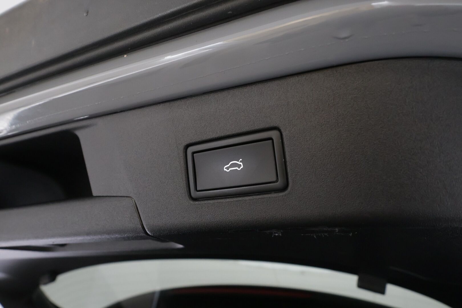 Volkswagen ID.4 2021 Pro Performance MAX 150kW * ACC / 360° / IQ.Light / Lasikatto / Muistipenkit hieronnalla / Sähköluukku / HUD / KeylessGo / ILP * - 1.Om Suomi-auto / Kahdet renkaat aluvanteilla / Akku kuntotarkastettu SOH 92,4%