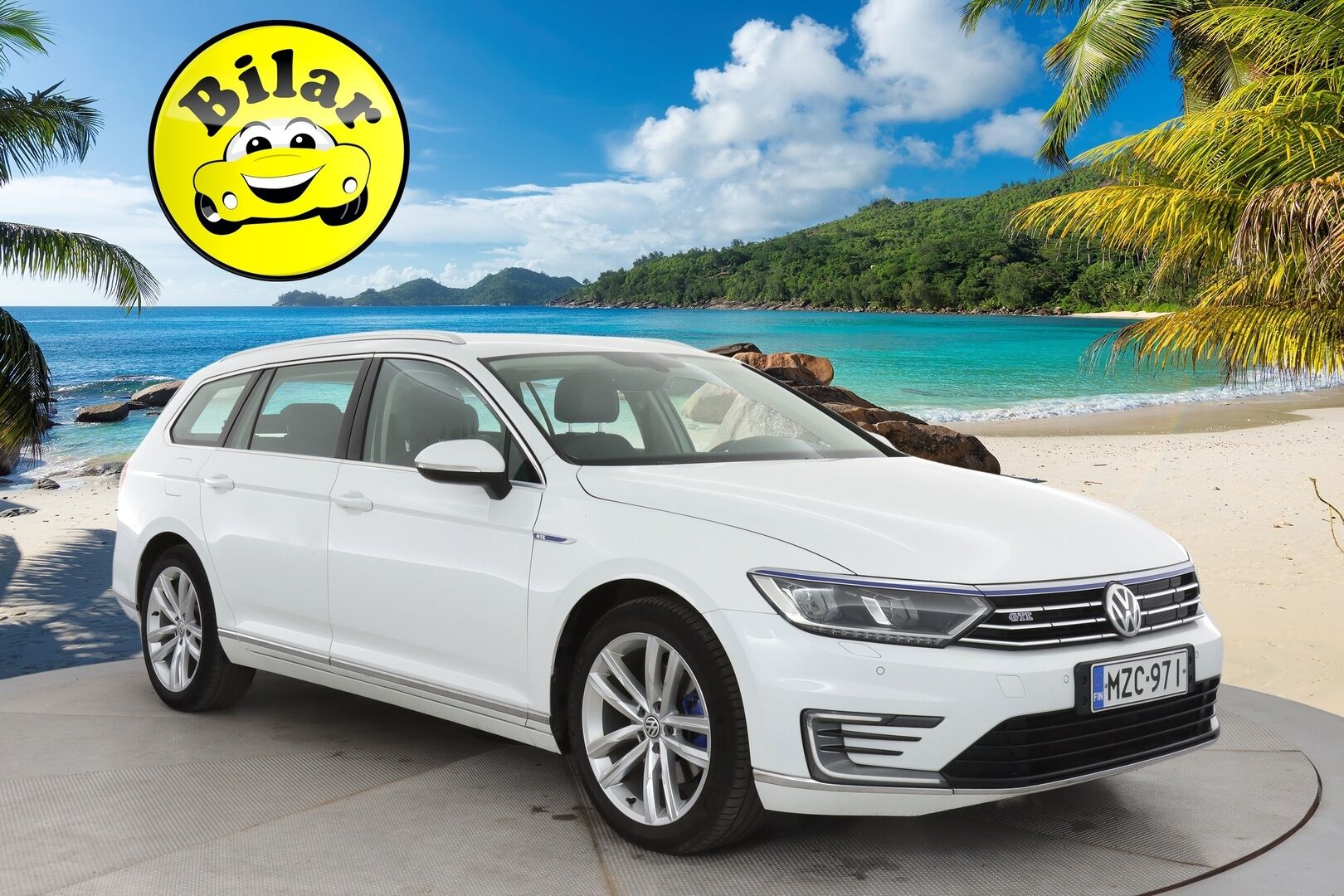 Volkswagen Passat 2016 Variant GTE Plug-In Hybrid 160 kW (218 hv) DSG-automaatti - Myydään Huutokaupat.com - SOH 79.3% | ACC | P.Kamera | Tutkat | Led | Puolinahat | 2x renkaat aluvanteilla | – Tämä auto myydään huutokaupat.com -sivuston kautta + linkki huutokaupat.com ilmoitukseen