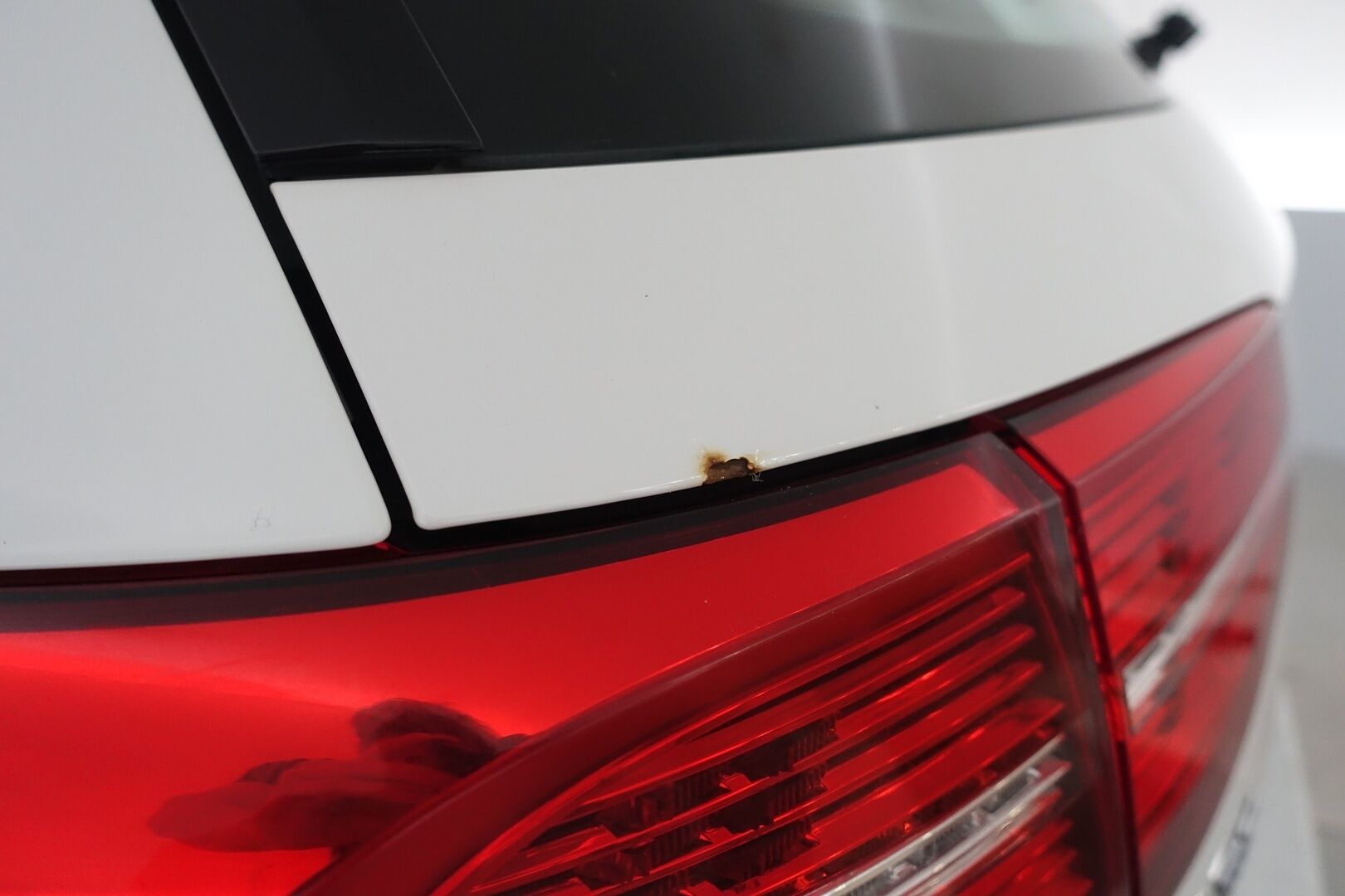 Volkswagen Passat 2016 Variant GTE Plug-In Hybrid 160 kW (218 hv) DSG-automaatti - Myydään Huutokaupat.com - SOH 79.3% | ACC | P.Kamera | Tutkat | Led | Puolinahat | 2x renkaat aluvanteilla | – Tämä auto myydään huutokaupat.com -sivuston kautta + linkki huutokaupat.com ilmoitukseen