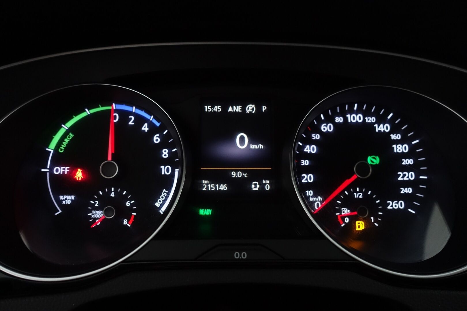 Volkswagen Passat 2016 Variant GTE Plug-In Hybrid 160 kW (218 hv) DSG-automaatti - Myydään Huutokaupat.com - SOH 79.3% | ACC | P.Kamera | Tutkat | Led | Puolinahat | 2x renkaat aluvanteilla | – Tämä auto myydään huutokaupat.com -sivuston kautta + linkki huutokaupat.com ilmoitukseen