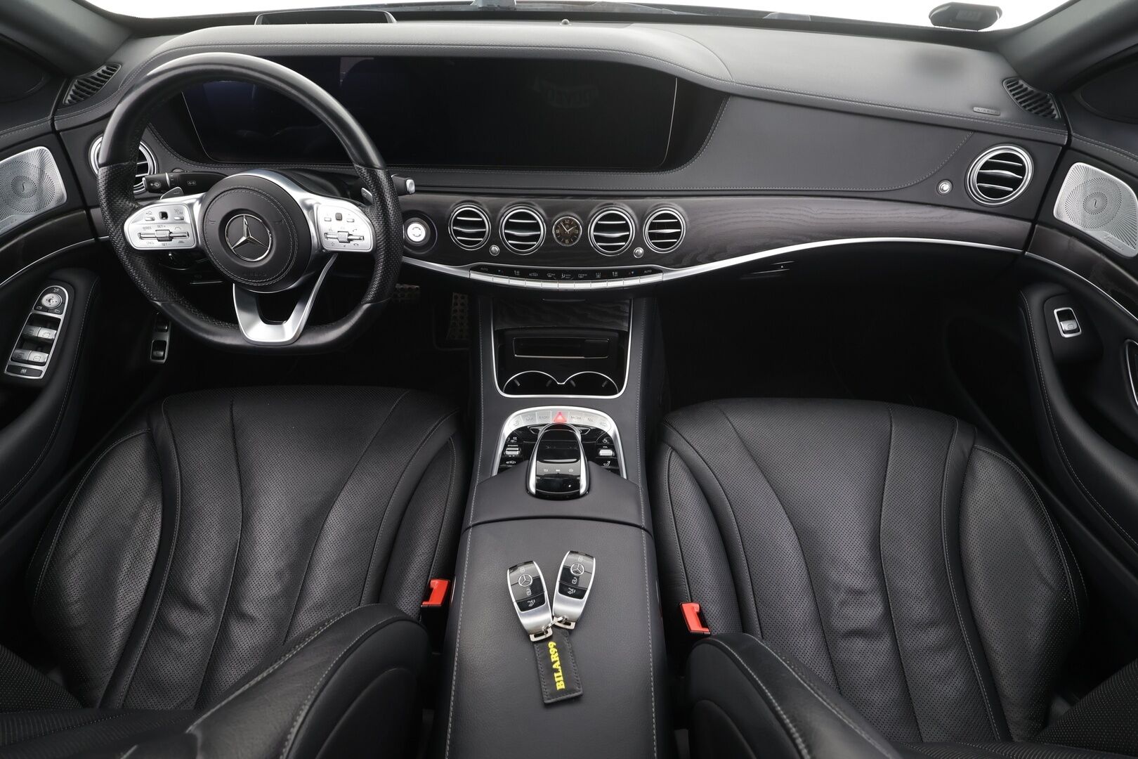 Mercedes-Benz S 2020 560 e L * Distronic+ / HUD / 360° / Multibeam / Panorama / Ilmastoidut nahat / Ilma-alusta / Hierovat muistipenkit / KeylessGo *