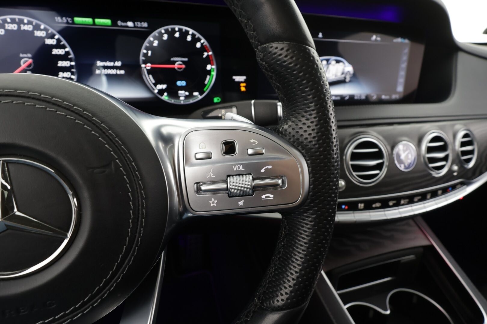 Mercedes-Benz S 2020 560 e L * Distronic+ / HUD / 360° / Multibeam / Panorama / Ilmastoidut nahat / Ilma-alusta / Hierovat muistipenkit / KeylessGo *