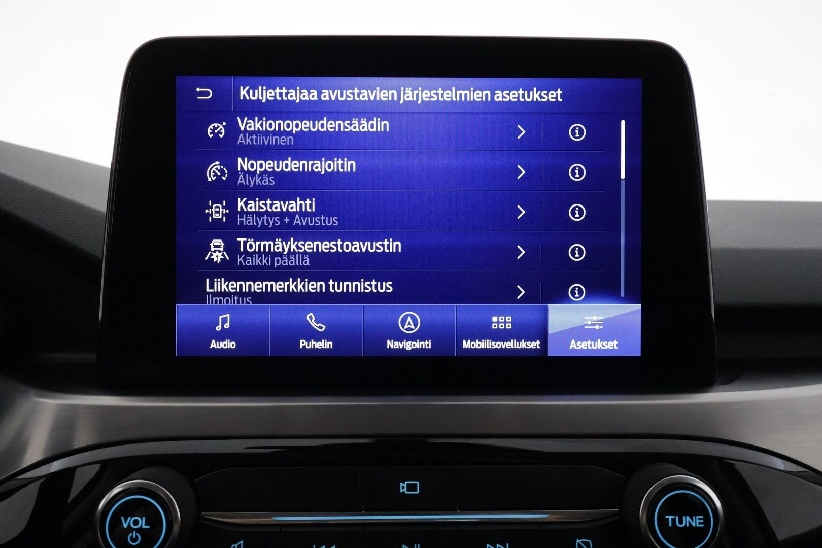 Ford Kuga 2021 2,5 Ladattava hybridi (PHEV) 225hv CVT FWD Titanium 5-ovinen **Adapt.Vakkari / P.Kamera / Navi / Kaistavahti / BLIS** - *1.Om Suomi-auto / Kahdet Renkaat / P.kamera / Adapt.vakkari / Merkkihuollettu*