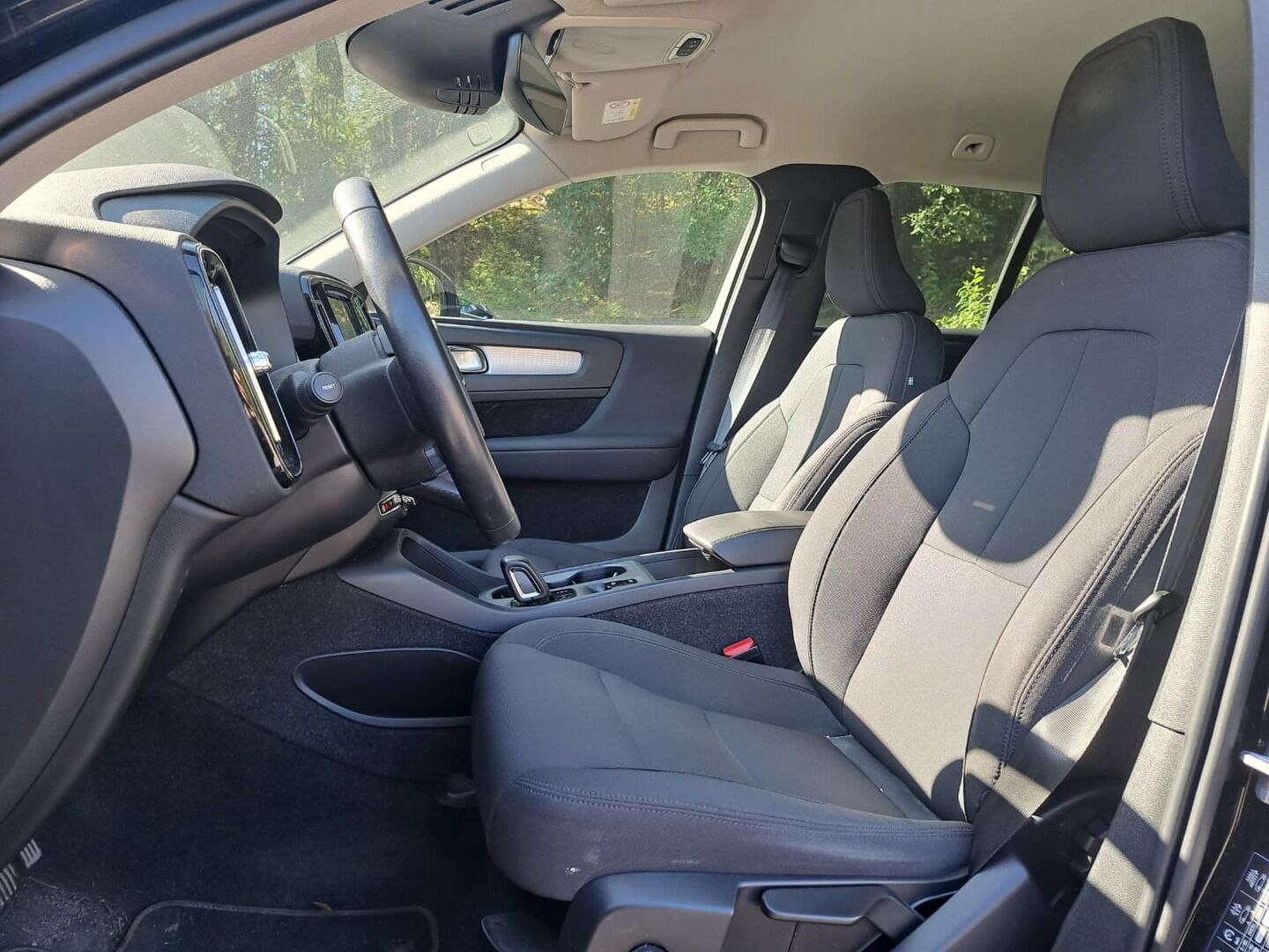 Volvo XC40 2021 T4 TwE Business Inscription Expression aut - | Vakkari | Webasto | LED | P.tutkat | Ratinlämmitys | Keyless | Apple&Android | 1.Om Suomi-auto | Kahdet Renkaat |