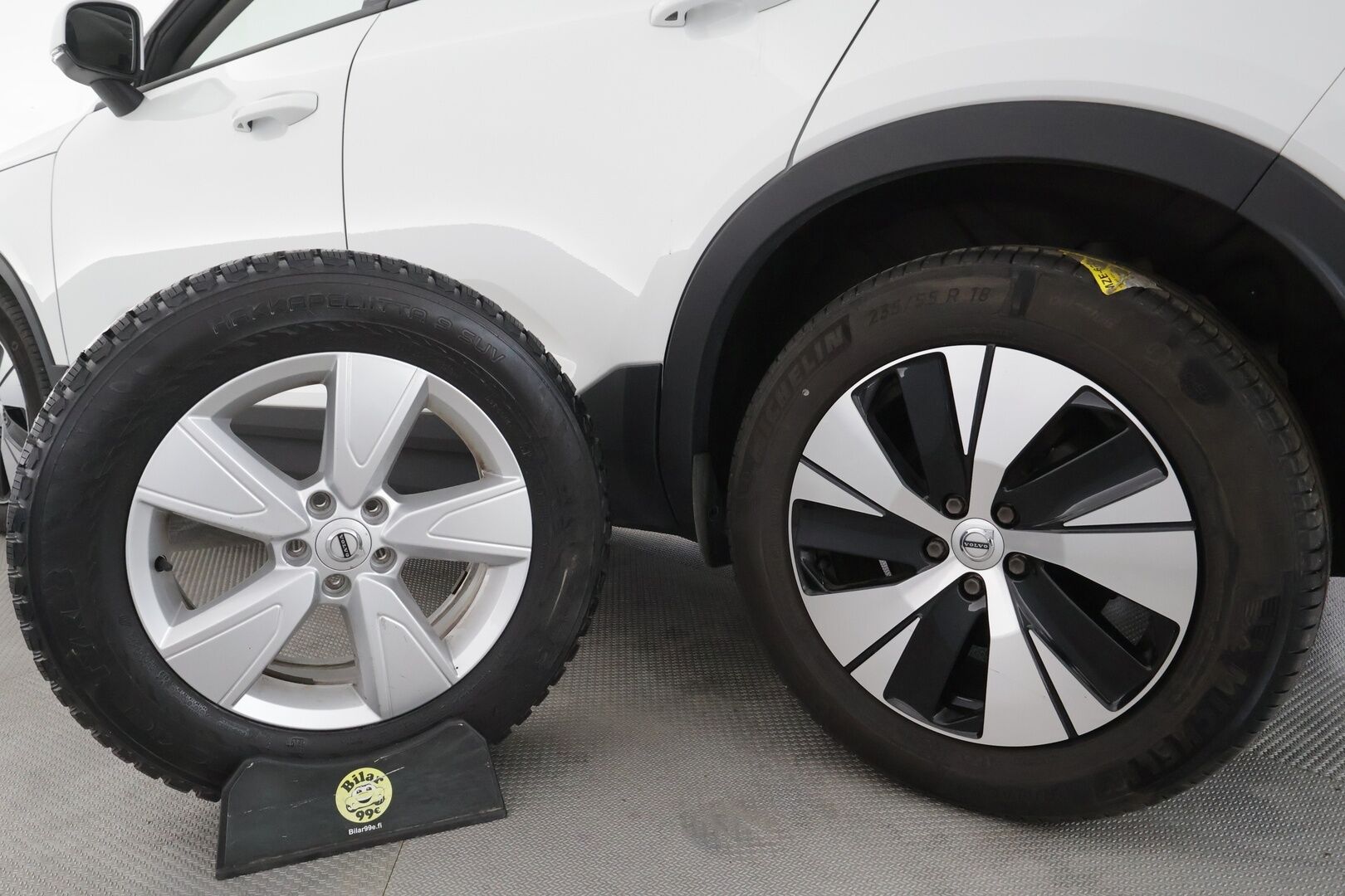 Volvo XC40 2021 T2 Business aut - | Pilot assist | Webasto | Sporttipenkit | LED | P.Kamera | High perfomance audio | Keyless | Apple & Android | Suomi-auto | Kahdet Renkaat |