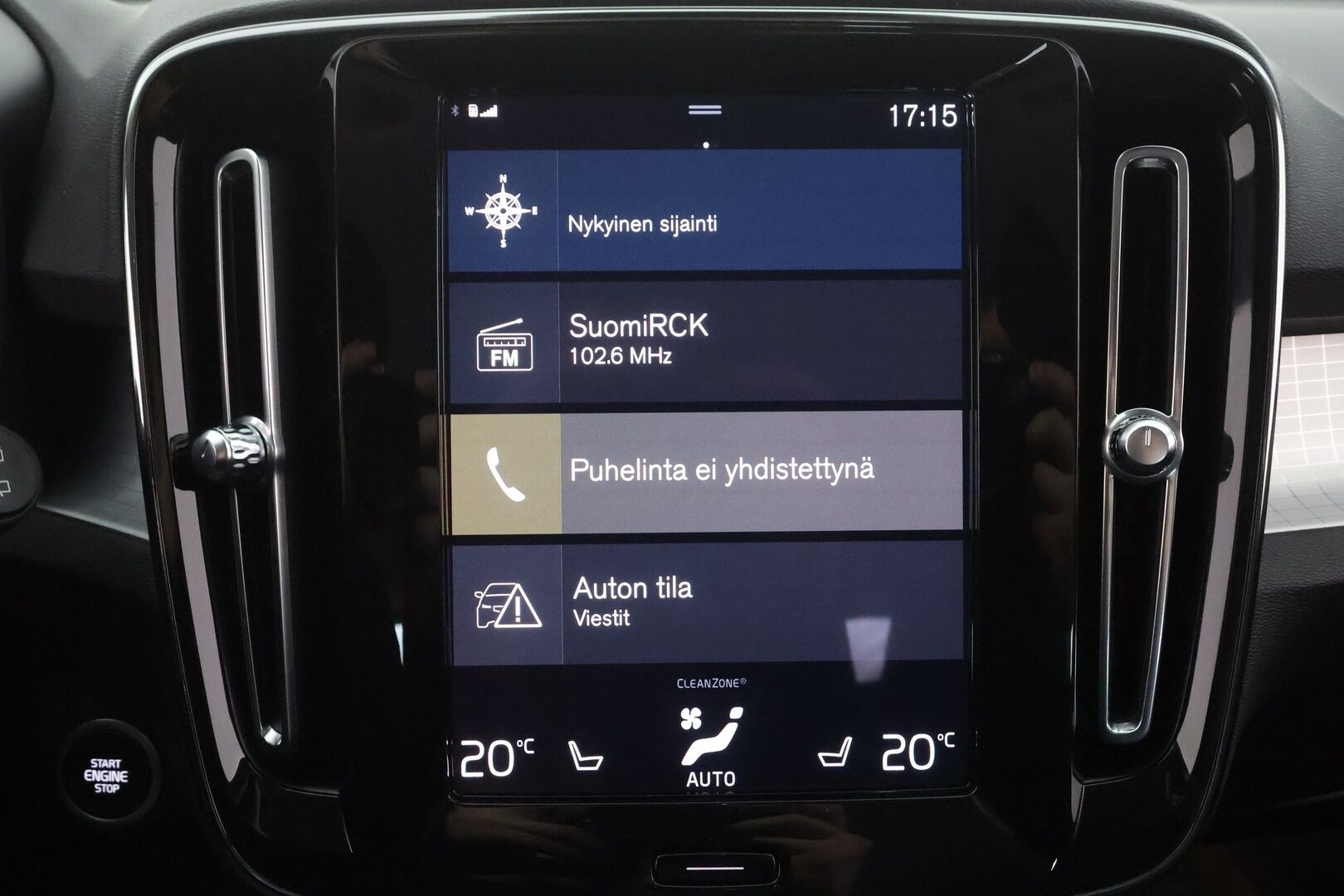 Volvo XC40 2021 T2 Business aut - | Pilot assist | Webasto | Sporttipenkit | LED | P.Kamera | High perfomance audio | Keyless | Apple & Android | Suomi-auto | Kahdet Renkaat |
