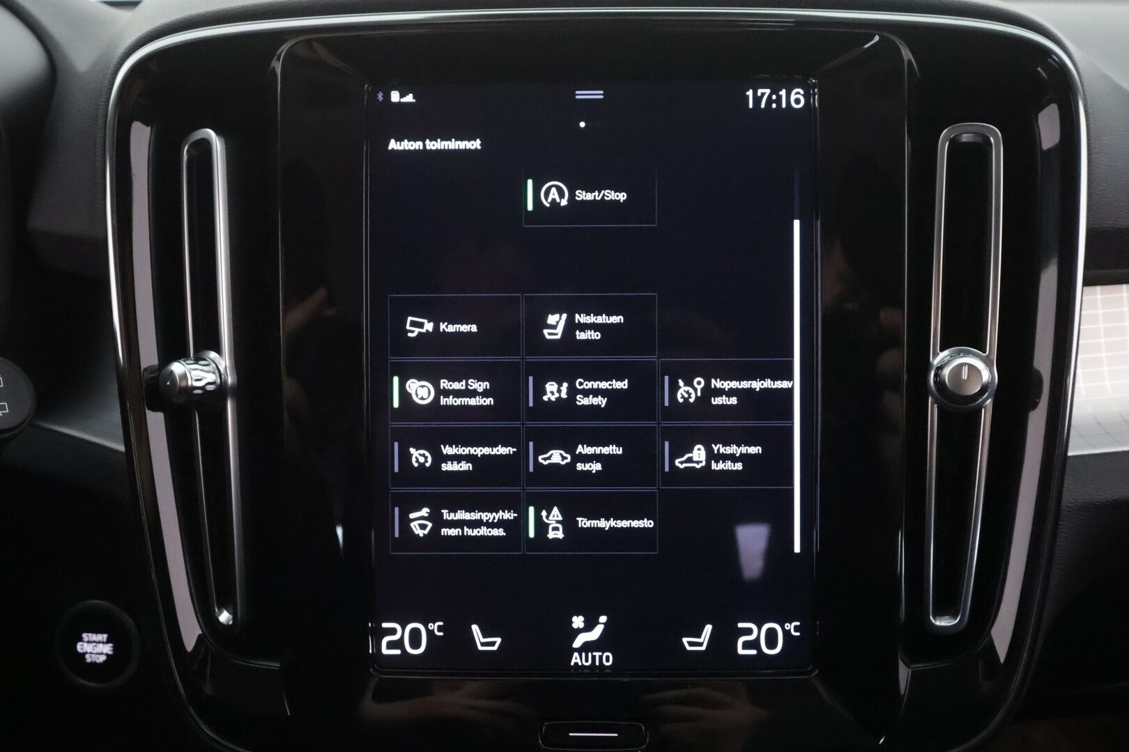 Volvo XC40 2021 T2 Business aut - | Pilot assist | Webasto | Sporttipenkit | LED | P.Kamera | High perfomance audio | Keyless | Apple & Android | Suomi-auto | Kahdet Renkaat |