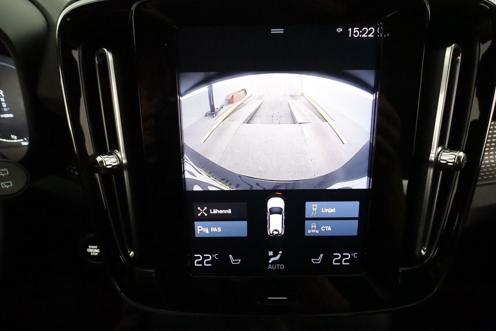 Volvo XC40 2021 T5 TwE Business R-Design aut **ACC / Muistipenkki / P.kamera / LED / BLIS / Webasto / Nahka-Alcantara** - 1.Om Suomi-auto / Kahdet renkaat aluvanteilla / Merkkihuollettu