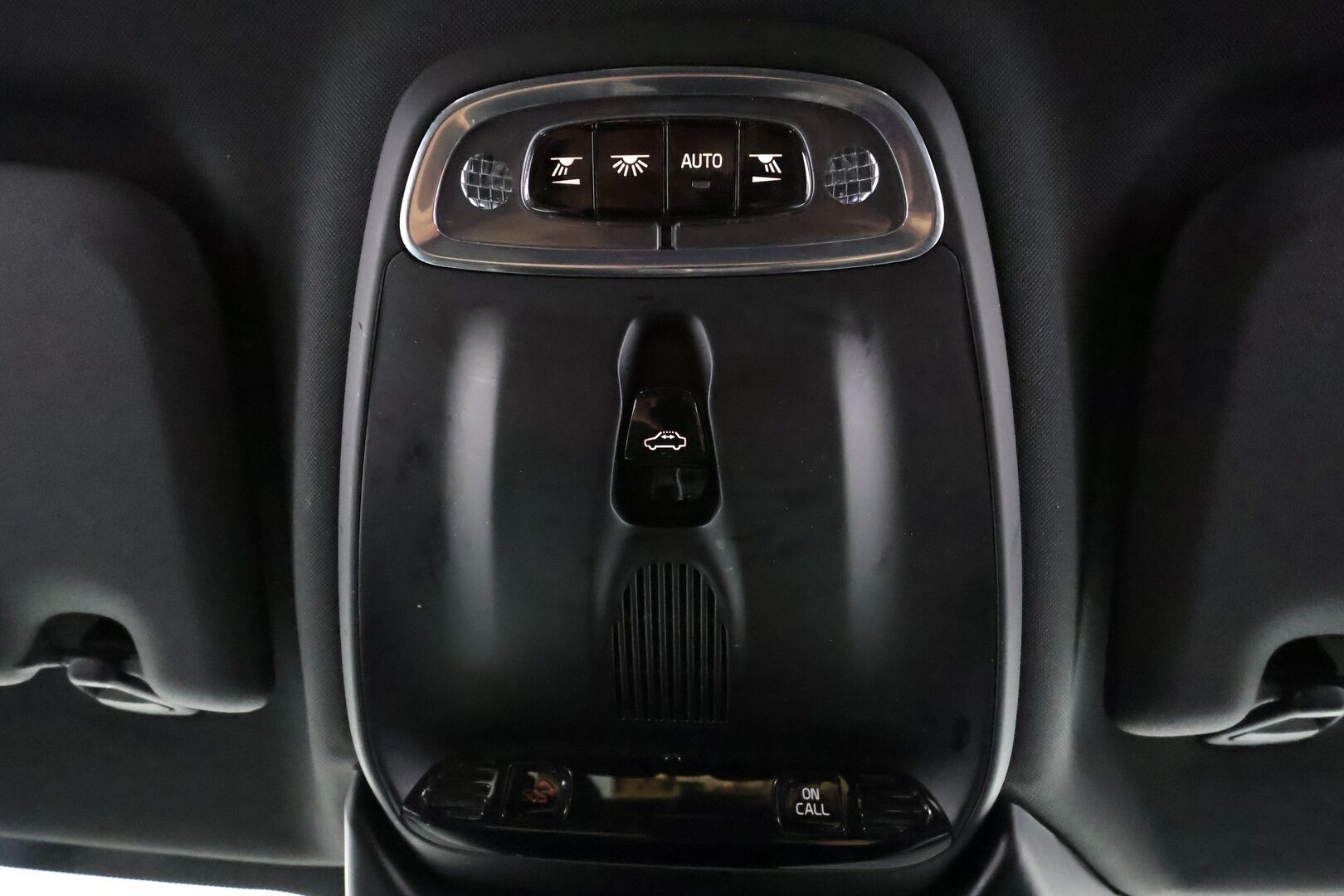 Volvo V60 2021 T8 TwE AWD R-Design aut * ACC / H&K / Panorama / P.kamera / LED / Webasto / Koukku / Muistipenkki / Keyless / Navi * - Suomi-Auto / Merkkihuollettu / Kahdet renkaat - HULLUT AVAJAISHULINAT KORKOTARJOUS 3,29 %