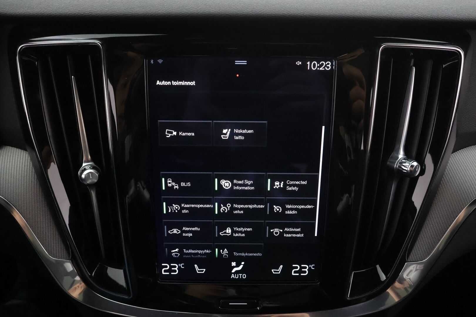 Volvo V60 2021 T8 TwE AWD R-Design aut * ACC / H&K / Panorama / P.kamera / LED / Webasto / Koukku / Muistipenkki / Keyless / Navi * - Suomi-Auto / Merkkihuollettu / Kahdet renkaat - HULLUT AVAJAISHULINAT KORKOTARJOUS 3,29 %