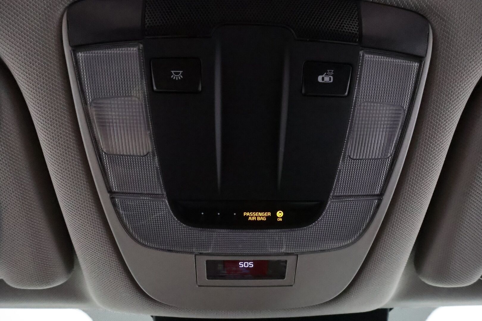 Kia Sorento 2021 1,6 T-GDI Plug-in Hybrid AWD Business Premium AT 5P **Adapt.vakkari / Sähköpenkit / Koukku / KeylessGo / LED / P.kamera** - 3,99 % KORKOTARJOUS TÄHÄN AUTOON - Akku kuntotarkastettu / Suomi-auto / Kahdet renkaat aluvanteilla / Digimittaristo / Merkkihuollettu