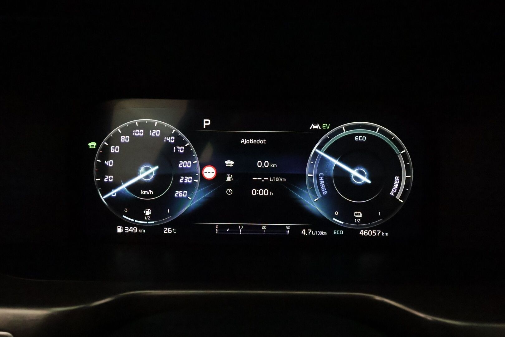 Kia Sorento 2021 1,6 T-GDI Plug-in Hybrid AWD Business Premium AT 5P **Adapt.vakkari / Sähköpenkit / Koukku / KeylessGo / LED / P.kamera** - 3,99 % KORKOTARJOUS TÄHÄN AUTOON - Akku kuntotarkastettu / Suomi-auto / Kahdet renkaat aluvanteilla / Digimittaristo / Merkkihuollettu