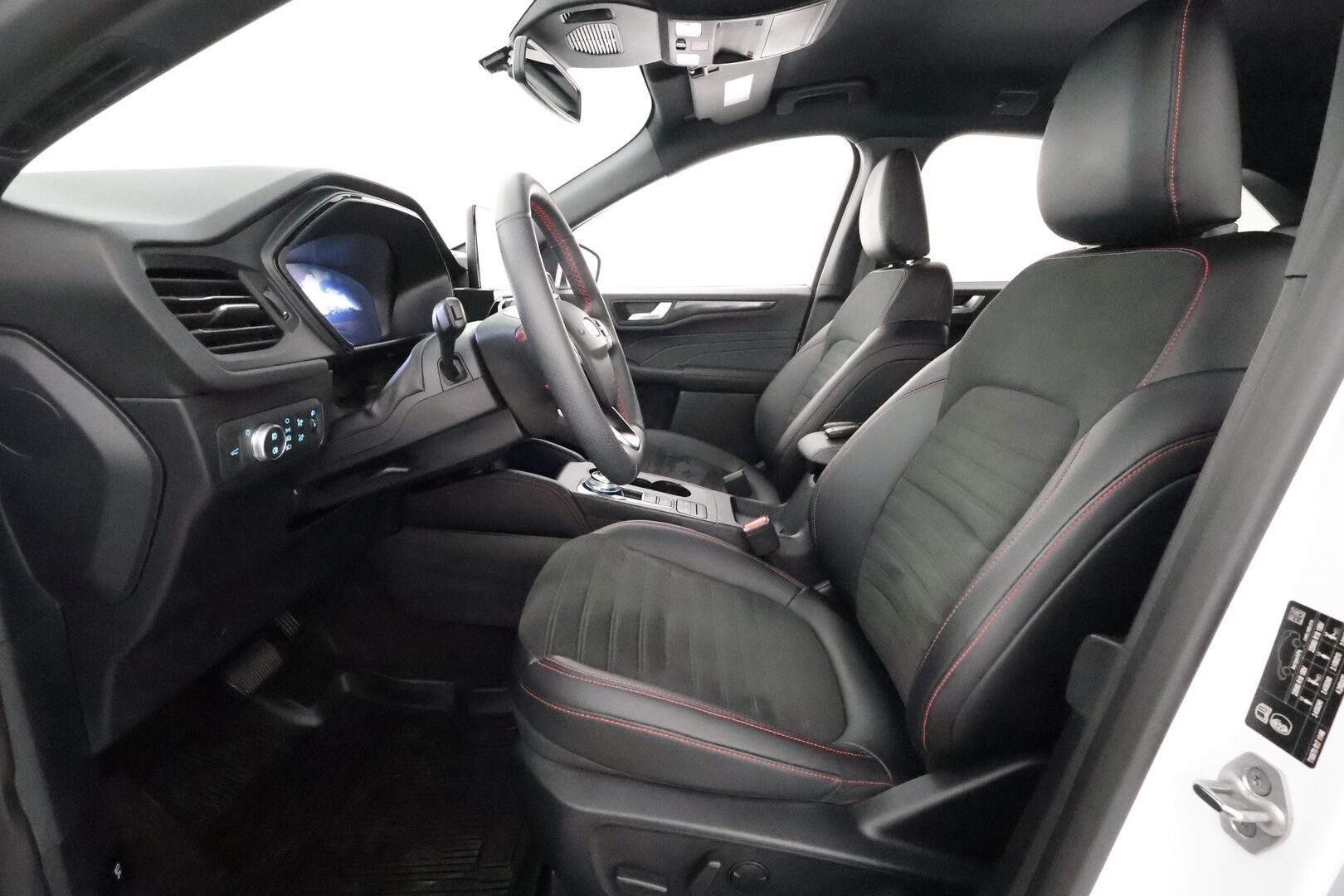 Ford Kuga 2021 2,5 Hybrid (HEV) 190hv CVT AWD ST-Line X 5-ovinen - 1Om Suomiauto / Bang&Olufsen / Peruutuskamera / Adapt.LED / Nahka-Alcantara / Lämm.Tuulilasi / Navi / Huippuvarusteet!