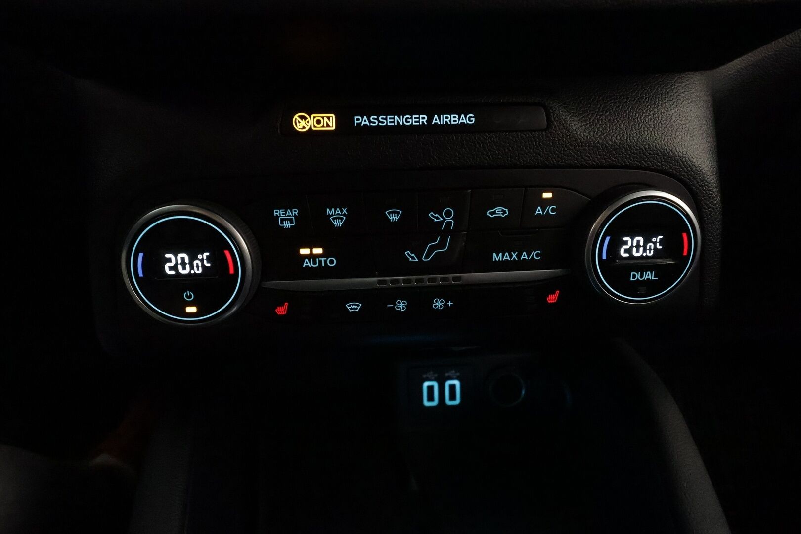 Ford Kuga 2021 2,5 Hybrid (HEV) 190hv CVT AWD ST-Line X 5-ovinen - 1Om Suomiauto / Bang&Olufsen / Peruutuskamera / Adapt.LED / Nahka-Alcantara / Lämm.Tuulilasi / Navi / Huippuvarusteet!