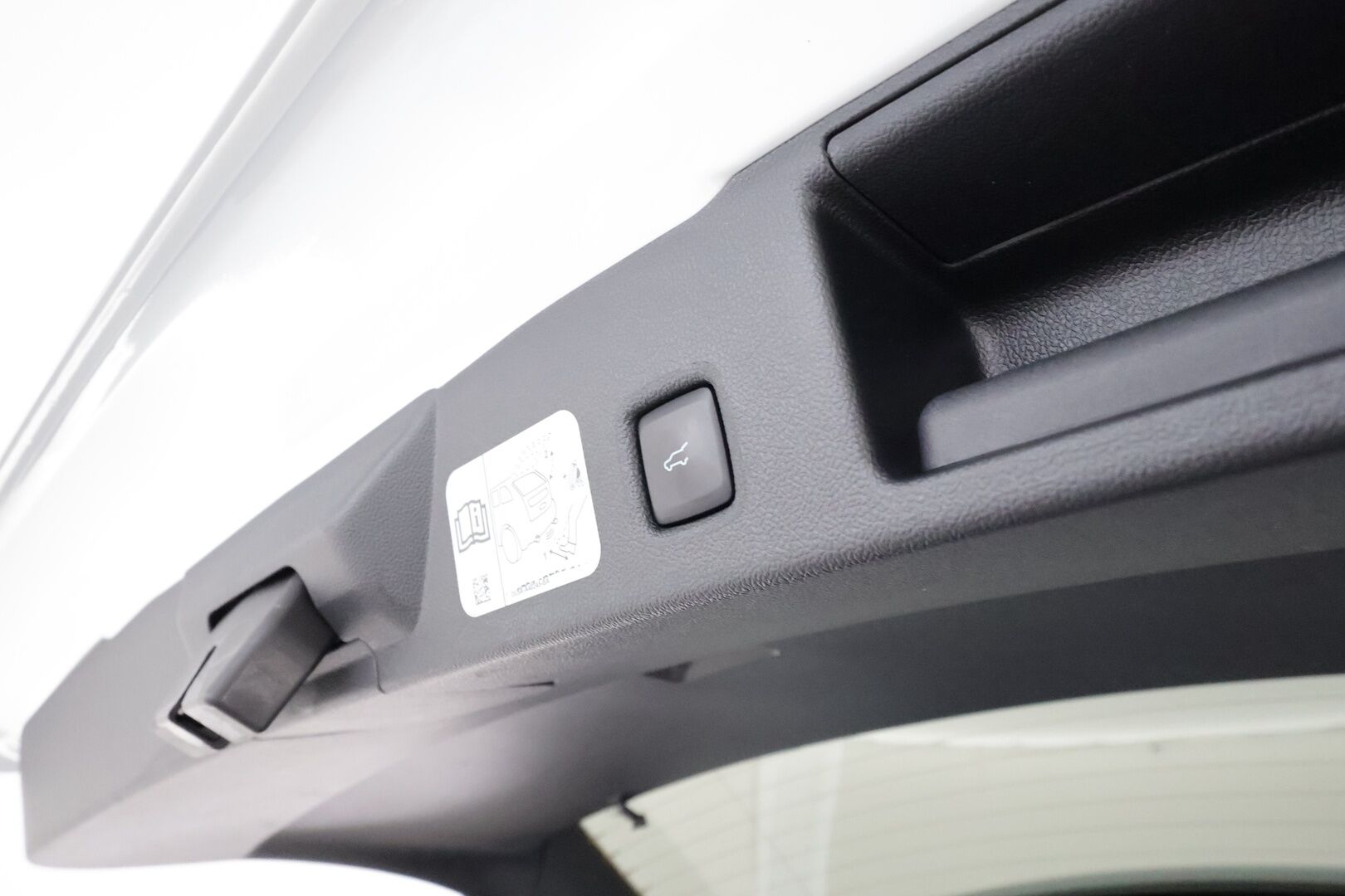 Ford Kuga 2021 2,5 Hybrid (HEV) 190hv CVT AWD ST-Line X 5-ovinen - 1Om Suomiauto / Bang&Olufsen / Peruutuskamera / Adapt.LED / Nahka-Alcantara / Lämm.Tuulilasi / Navi / Huippuvarusteet!
