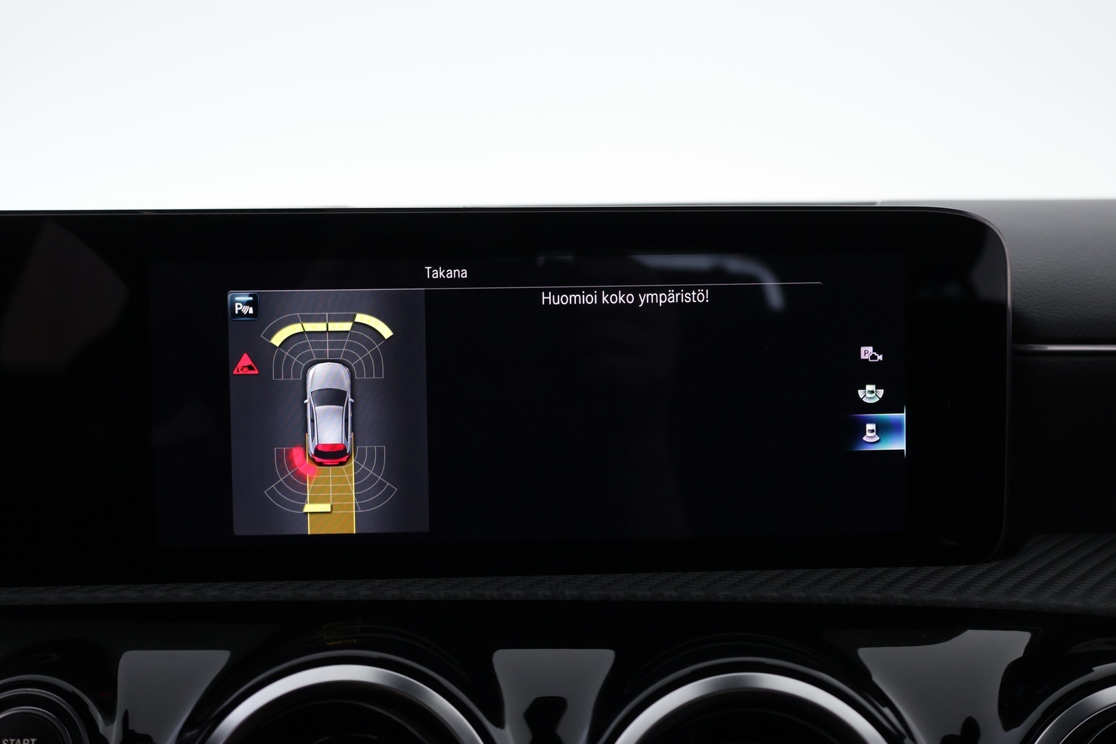 Mercedes-Benz A 2021 180 A - Suomiauto | Vakkari | Peruutuskamera | LED High Performance | Puolinahat | Digimittaristo | Juuri huollettu!