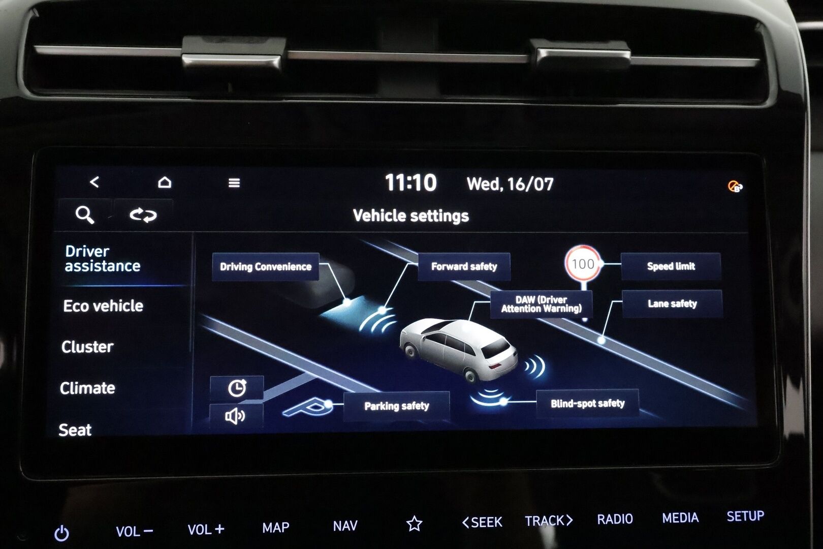 Hyundai Tucson 2021 1,6 T-GDI 265 hv Plug in 4WD 6AT Premium MY21 **Adapt.vakkari / 360 / Krell / Ilmastoidut nahat / Muistipenkki / LED / KeylessGo** - 3,99 % KORKOTARJOUS TÄHÄN AUTOON - 1.Om Suomi-auto / Akku kuntotarkastettu / Kahdet renkaat aluvanteilla / Merkkihuollettu / Sähköpenkit / Penkinlämmittimet takana / Sähköluukku 