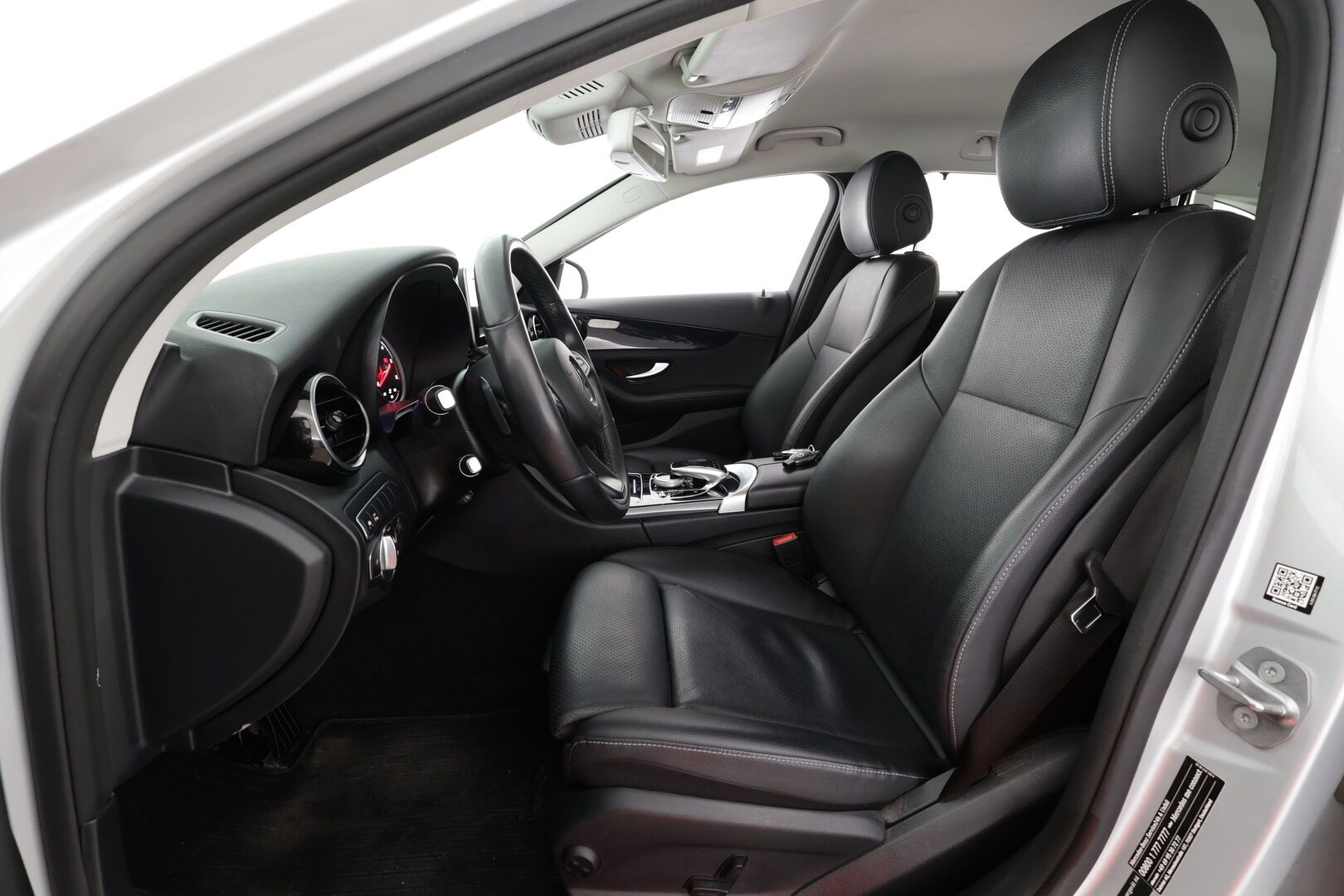 Mercedes-Benz C 2018 220 d 4Matic T A Premium Business * Vakkari / Webasto / Koukku / Osasähköt / LED / Sporttinahat / P.kamera * - Kahdet renkaat - HULLUT AVAJAISHULINAT KORKOTARJOUS 3,29 %