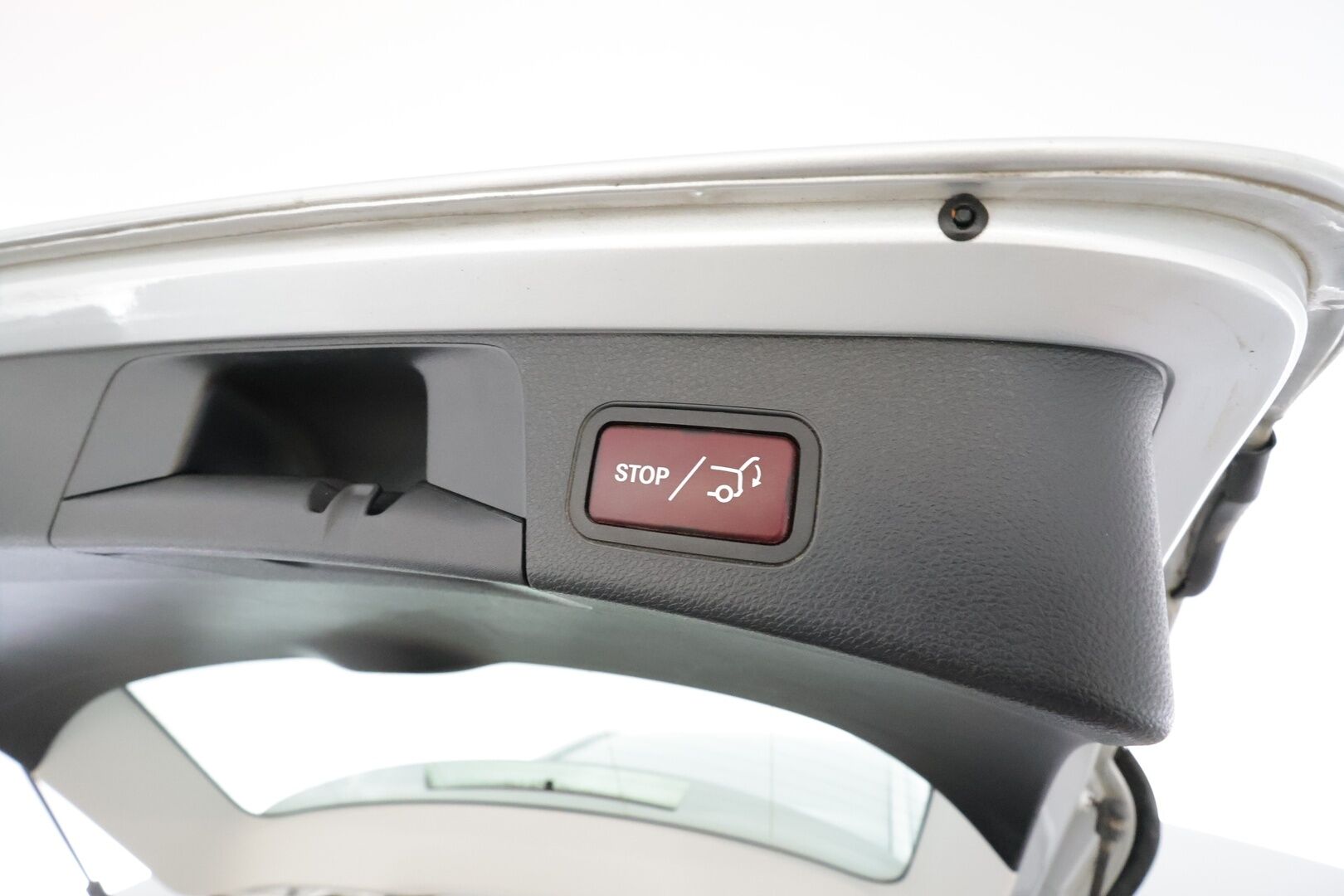 Mercedes-Benz C 2018 220 d 4Matic T A Premium Business * Vakkari / Webasto / Koukku / Osasähköt / LED / Sporttinahat / P.kamera * - Kahdet renkaat 