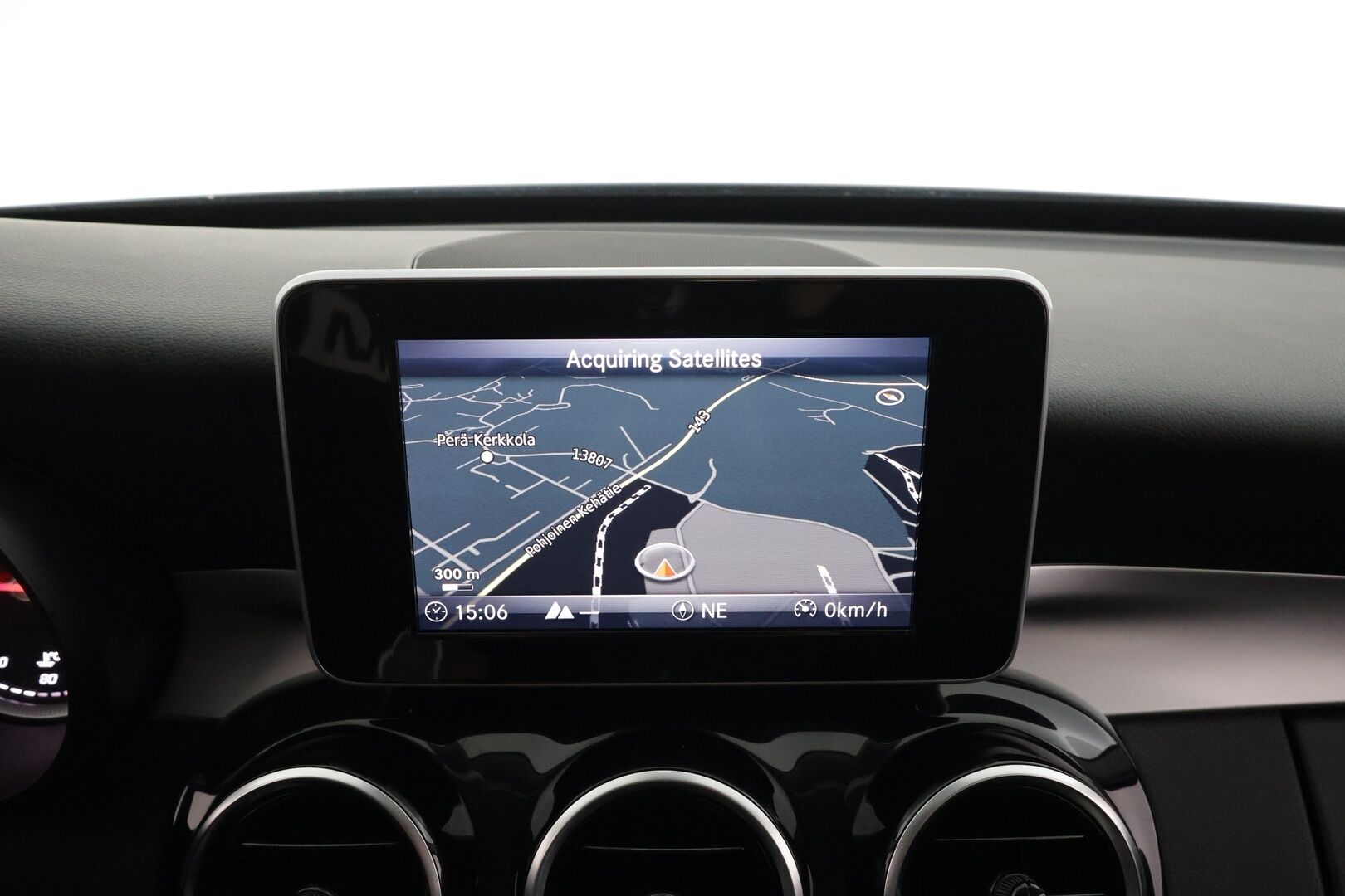 Mercedes-Benz C 2018 220 d 4Matic T A Premium Business * Vakkari / Webasto / Koukku / Osasähköt / LED / Sporttinahat / P.kamera * - Kahdet renkaat 