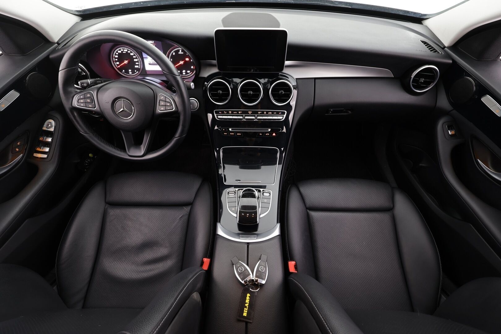 Mercedes-Benz C 2018 220 d 4Matic T A Premium Business * Vakkari / Webasto / Koukku / Osasähköt / LED / Sporttinahat / P.kamera * - Kahdet renkaat - HULLUT AVAJAISHULINAT KORKOTARJOUS 3,29 %