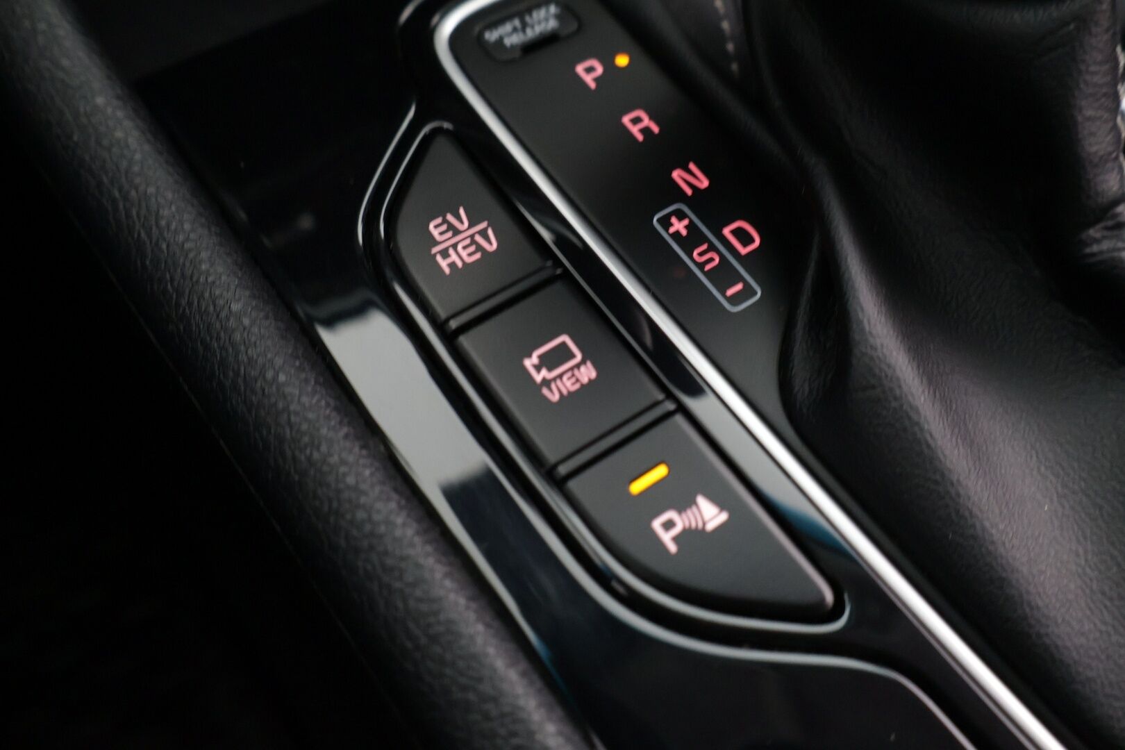 Kia Niro 2020 1,6 GDI Hybrid EX DCT *ACC / Peruutuskamera / Lohko + sisä / Lämpöratti*