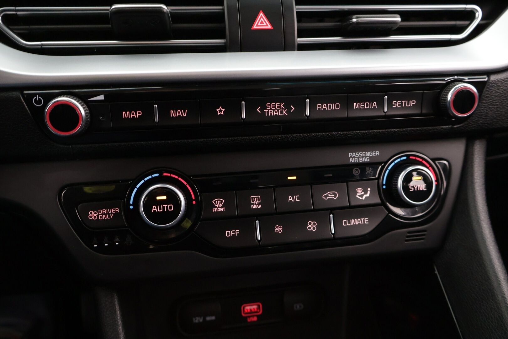 Kia Niro 2020 1,6 GDI Hybrid EX DCT *ACC / Peruutuskamera / Lohko + sisä / Lämpöratti*